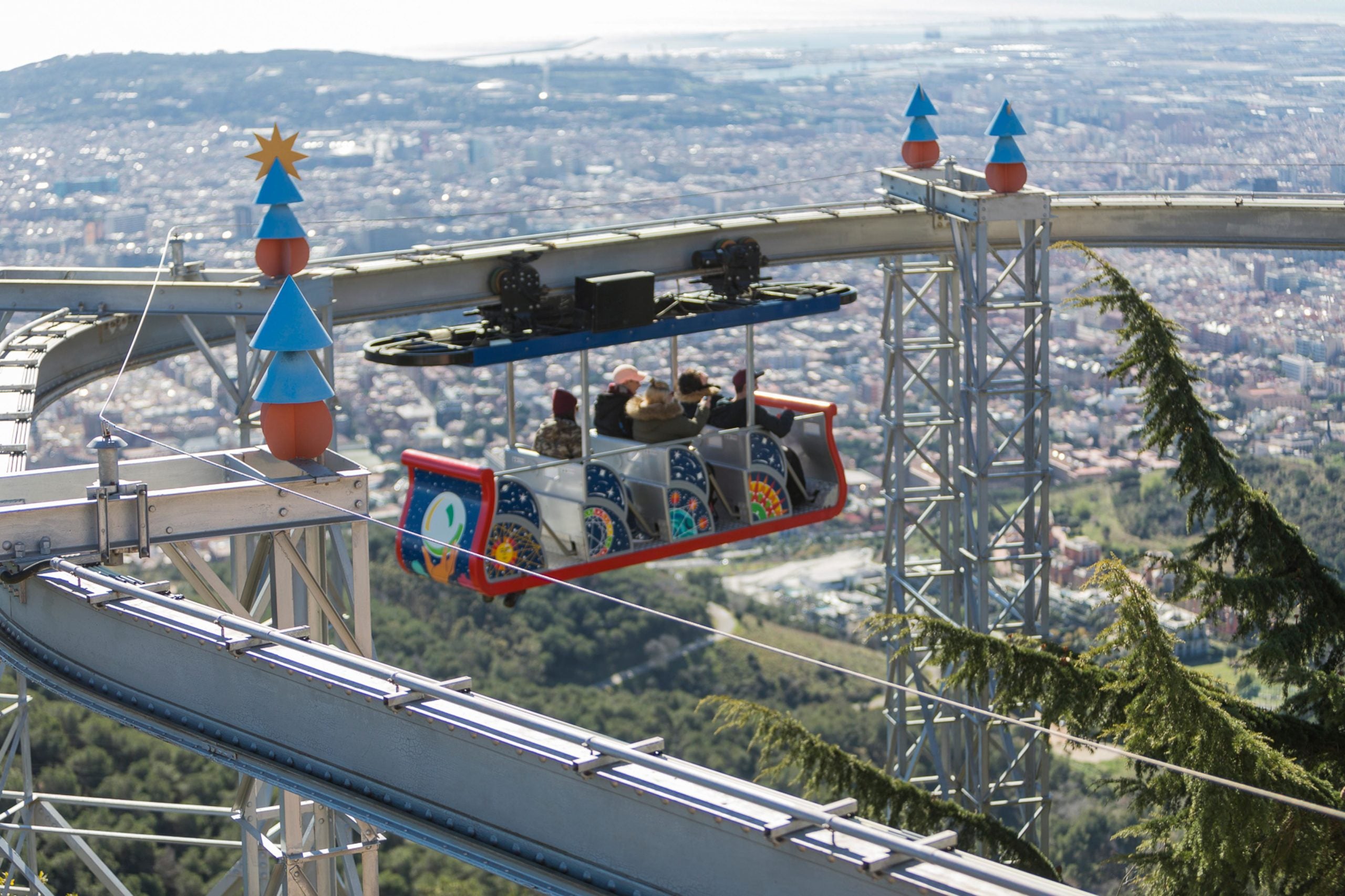 El parc d'atraccions del Tibidabo en una imatge d'arxiu / ACN