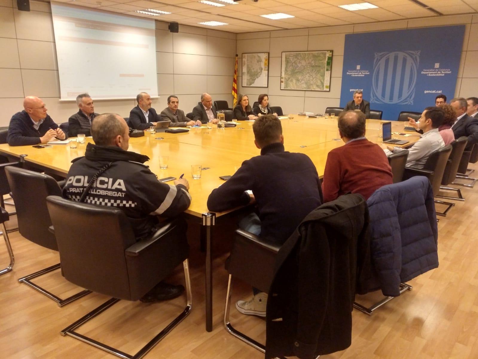 Reunió de coordinació entre Territori, AMB i cossos policials sobre la regulació dels VTC / Generalitat de Catalunya