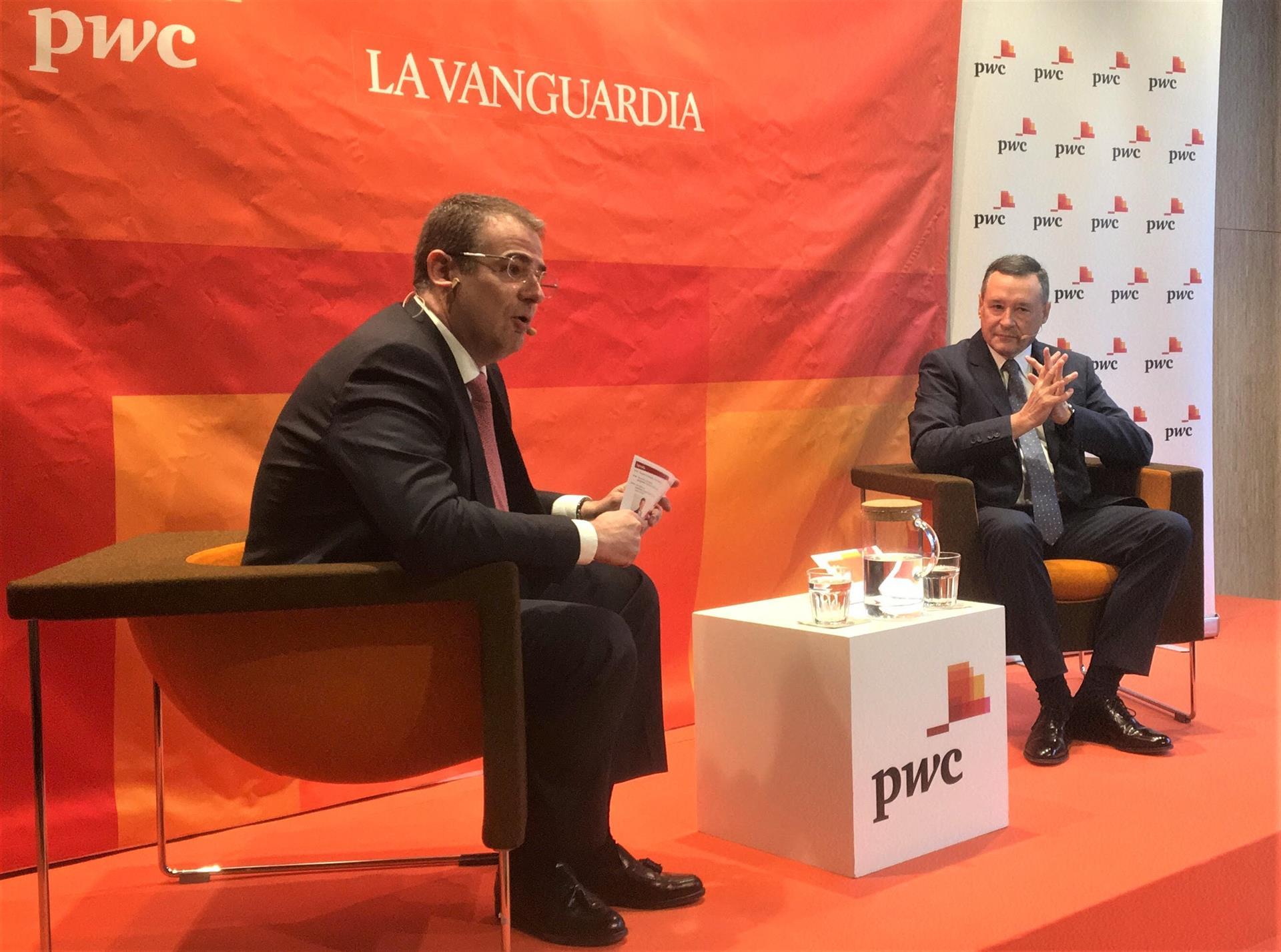 El president d'Agbar, Ángel Simón, durant la seva intervenció als 'PwC Talks La Vanguardia' 