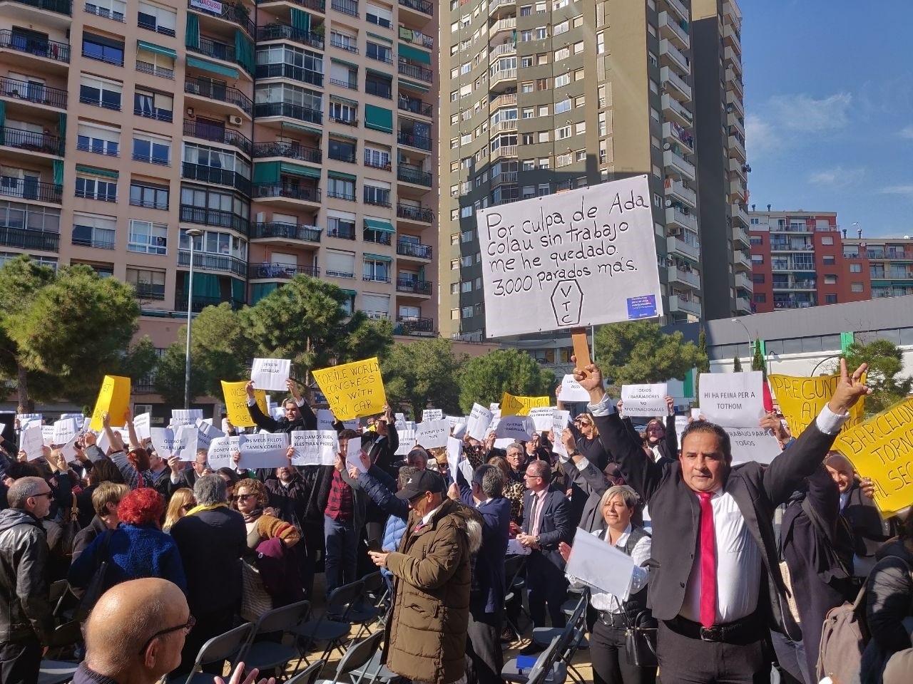 Protesta de treballadors de VTC a la presentació d'ERC, Bildu i BNG / Europa Press