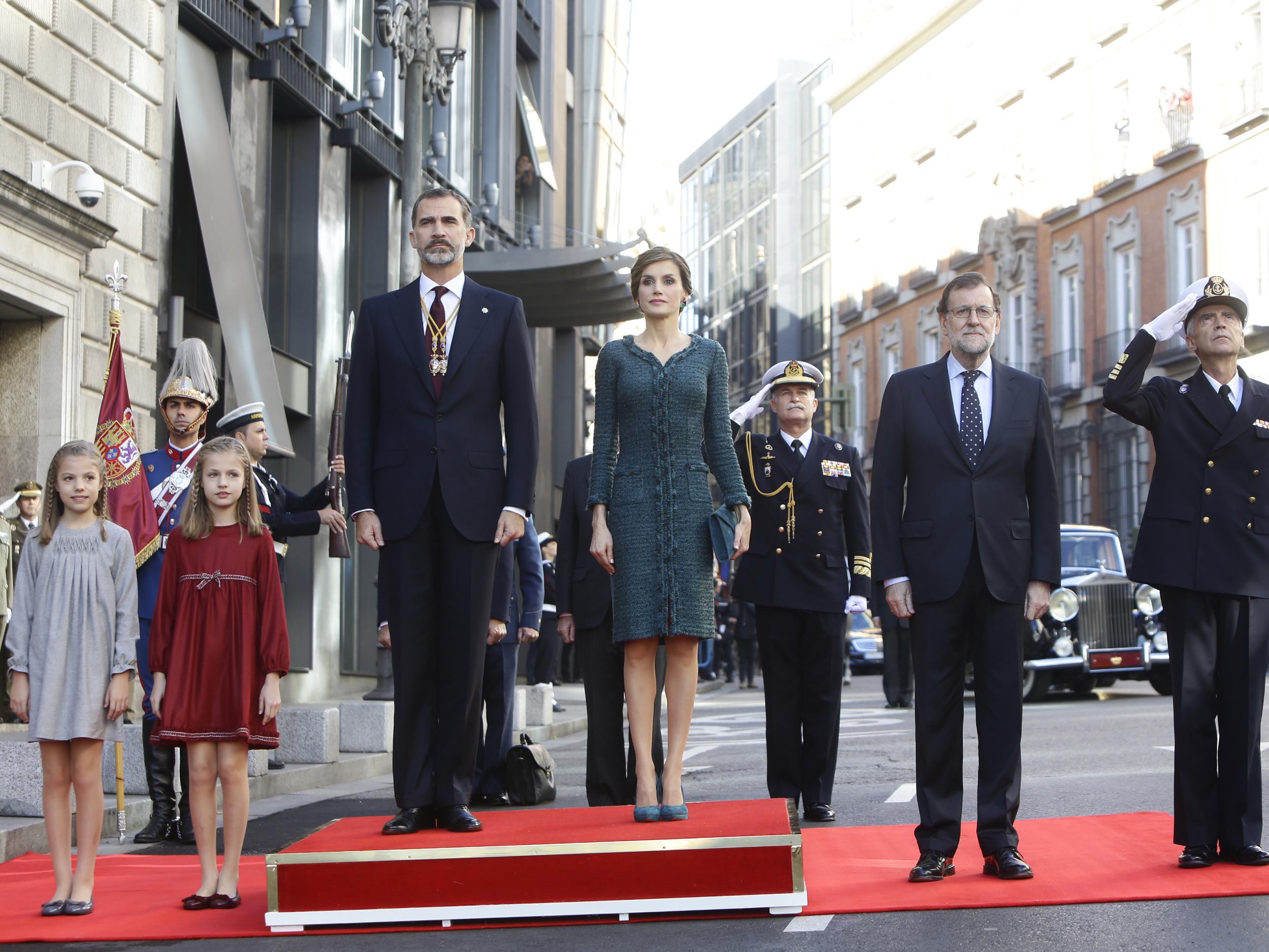 El rei Felip VI, la reina Letícia i l'expresident Mariano Rajoy, en una imatge d'arxiu / ACN