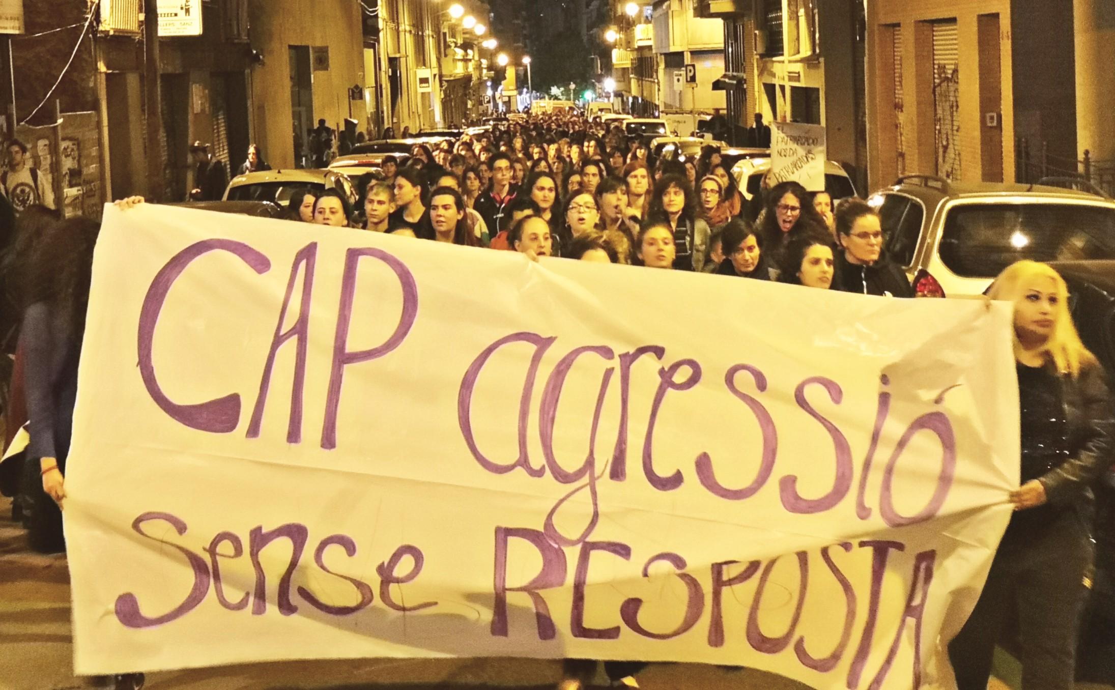 Manifestació contra la violència masclista al Poble-Sec / DC