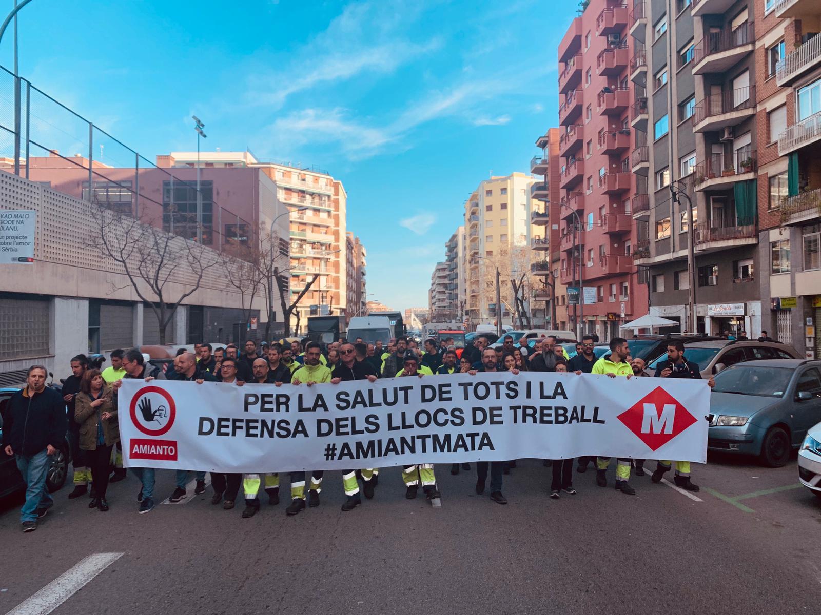 Treballadors de TMB protesten al carrer Hondures de Barcelona / Cedida