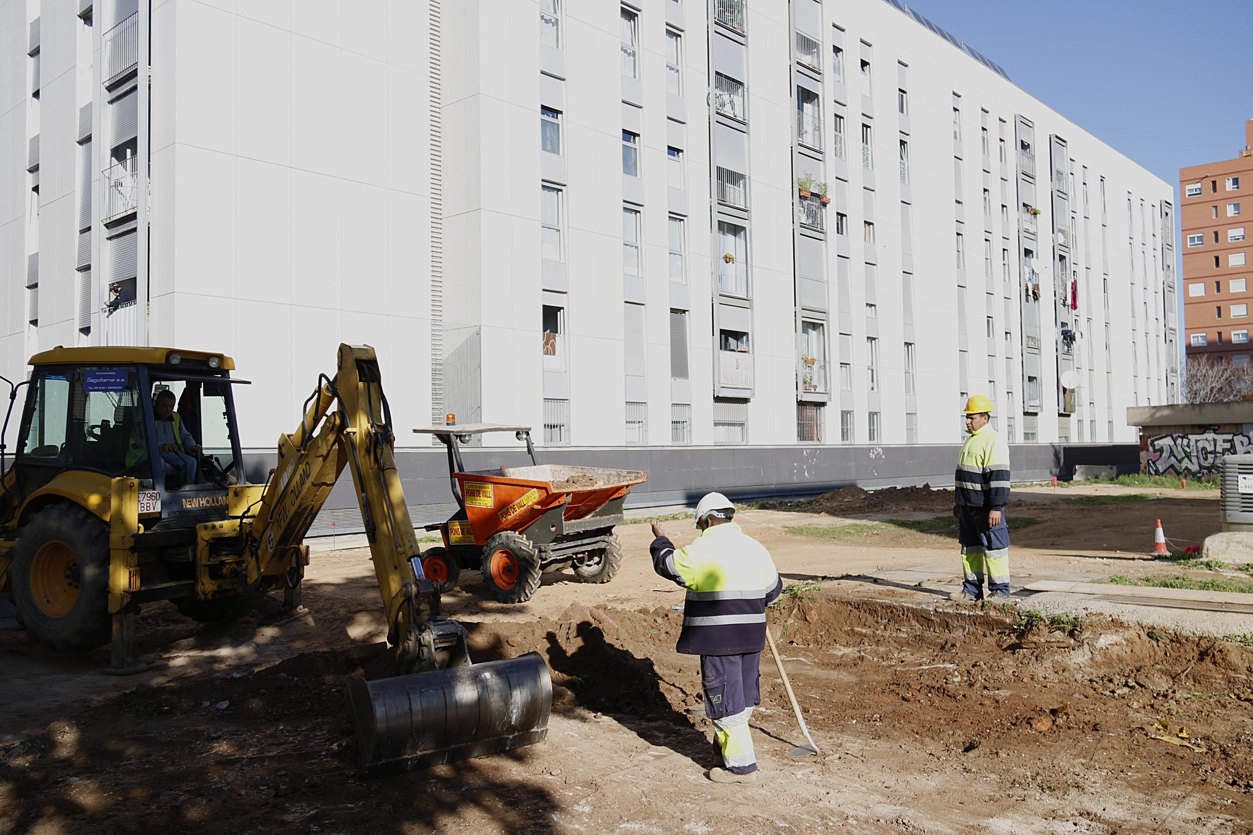 Obres a la plaça Palerm, al barri de Besòs-Maresme / ACN