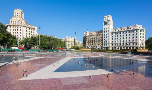 La seu de Telefónica a la plaça Catalunya / iStock