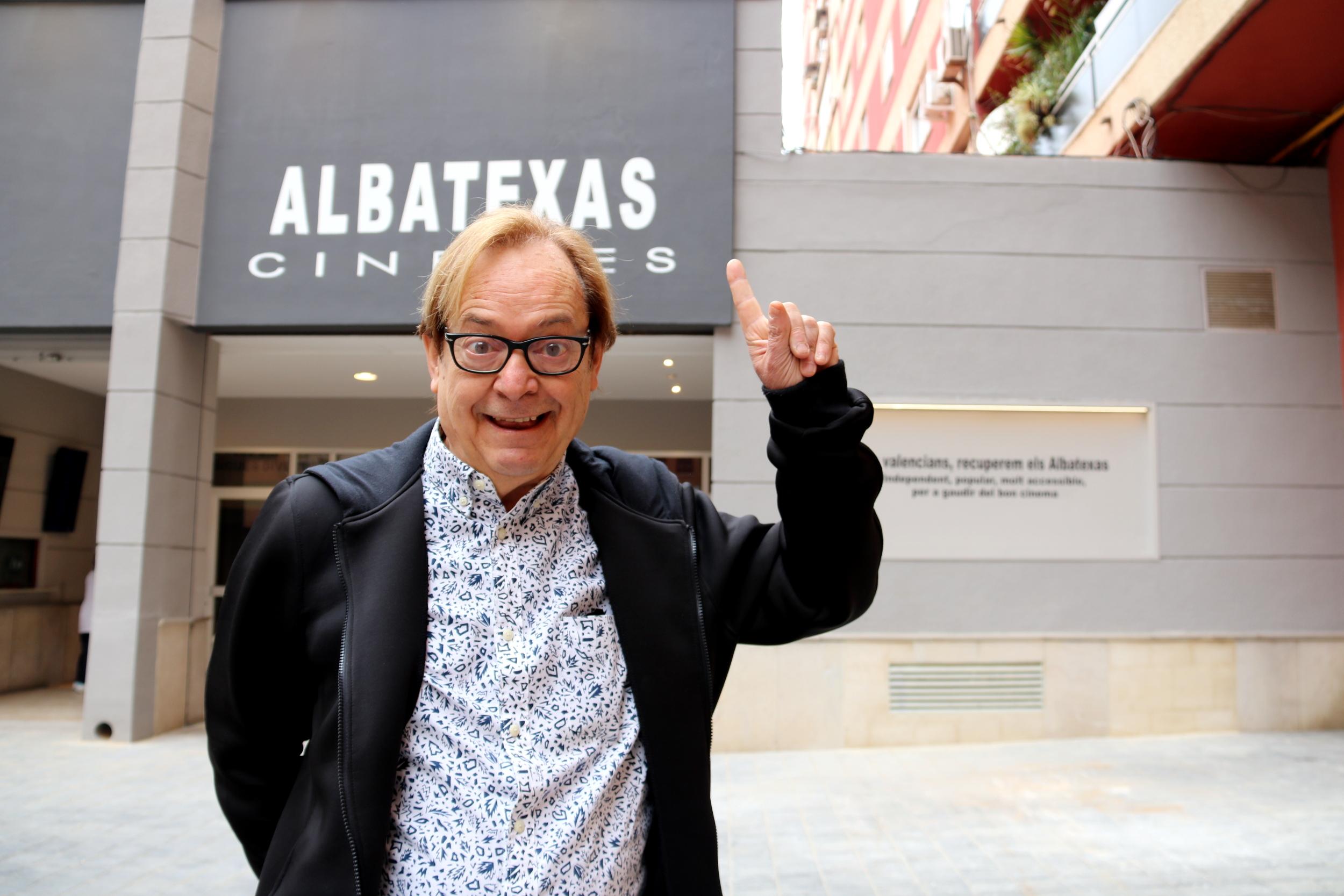 Imatge d'arxiu amb Ventura Pons a l'estrena dels cinemes Albatexas que després es dirien Las Vegas. / ACN ( José Soler)