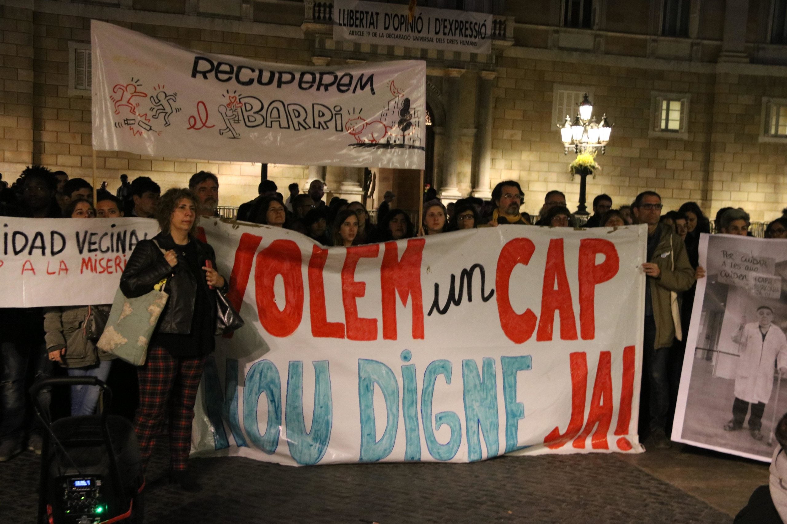 Manifestació de la plataforma CAP Raval Nord Digne a Sant Jaume / ACN