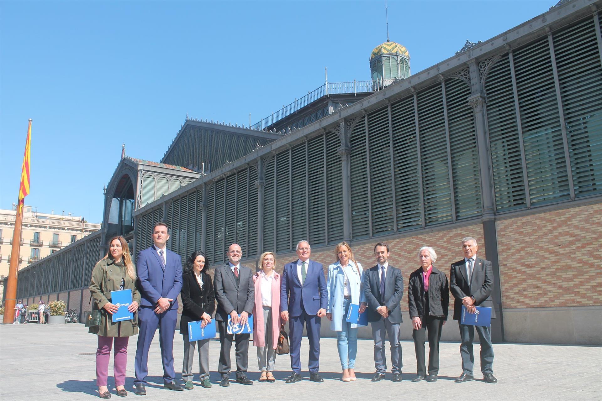 Foto de família dels membres de la llista de Josep Bou per al 26M / PP