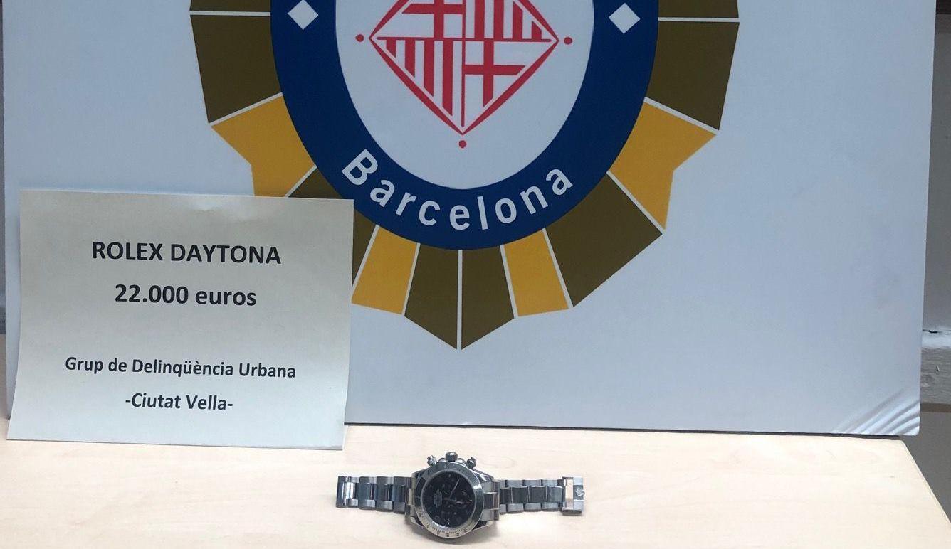 El Rolex de 22.000 euros sostret.| GUB