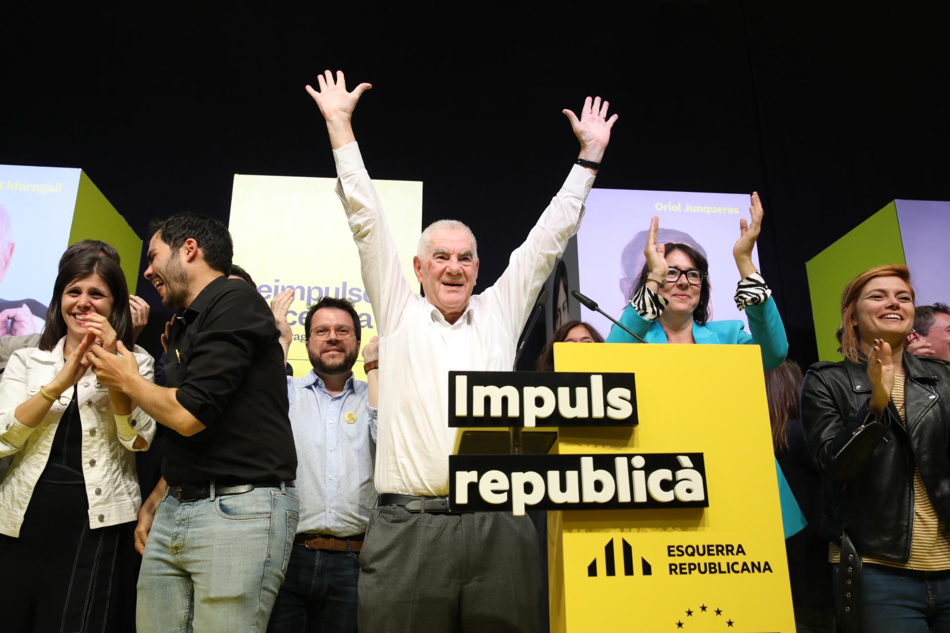 Ernest Maragall celebra la victòria a Barcelona / Jordi Play