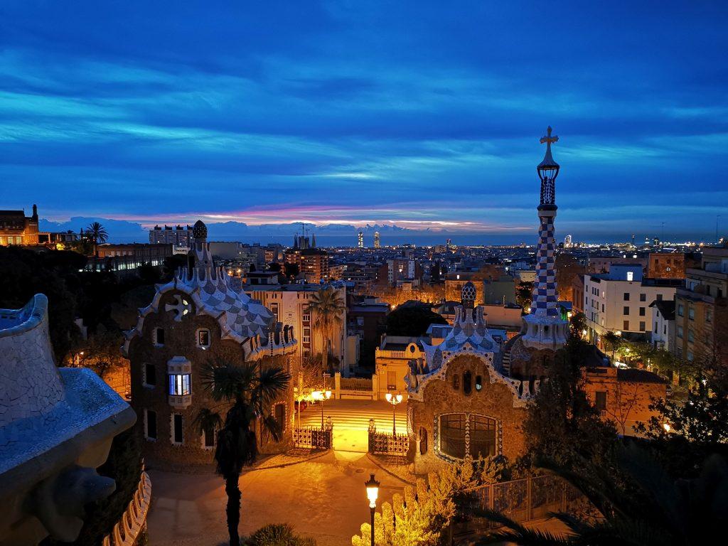 La Casa del Guarda, al Park Güell, durant la nit dels museus. | Ajuntament de Barcelona