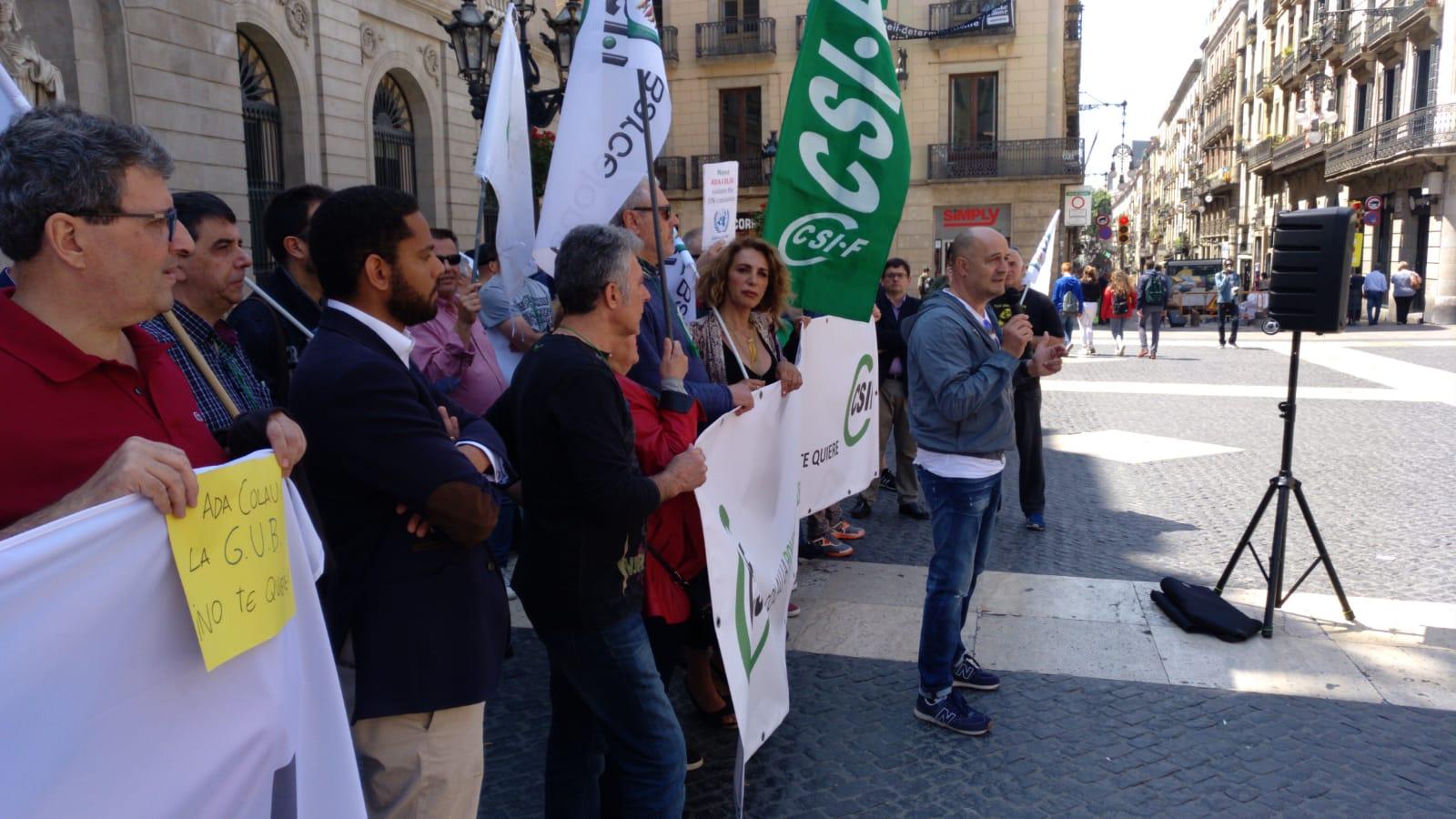 L'alcaldable de Vox ha assistit a la manifestació del sindicat Csif. | Vox