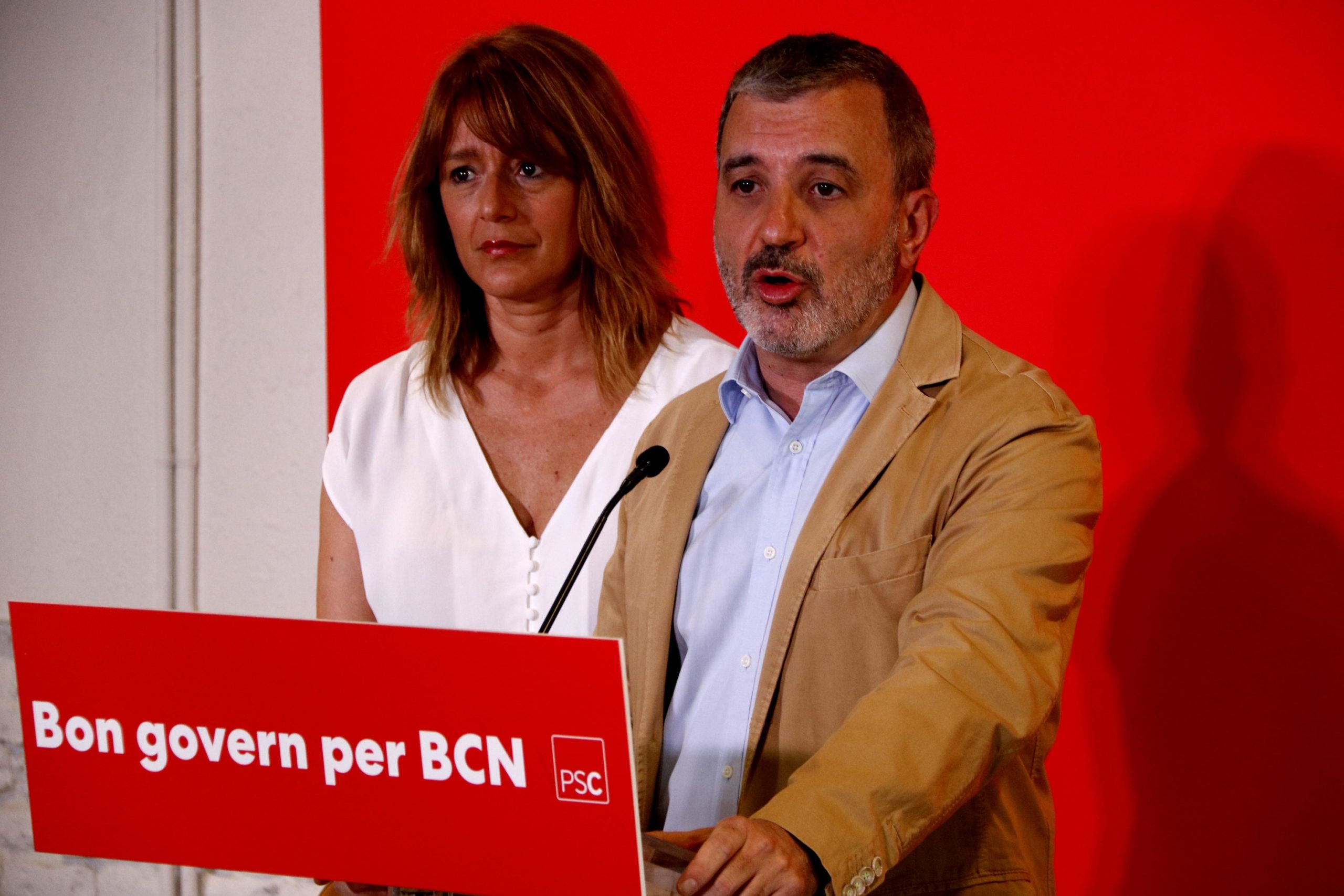 Jaume Collboni i la seva número 2, Laia Bonet, avui a la seu del PSC a Barcelona / S.B.