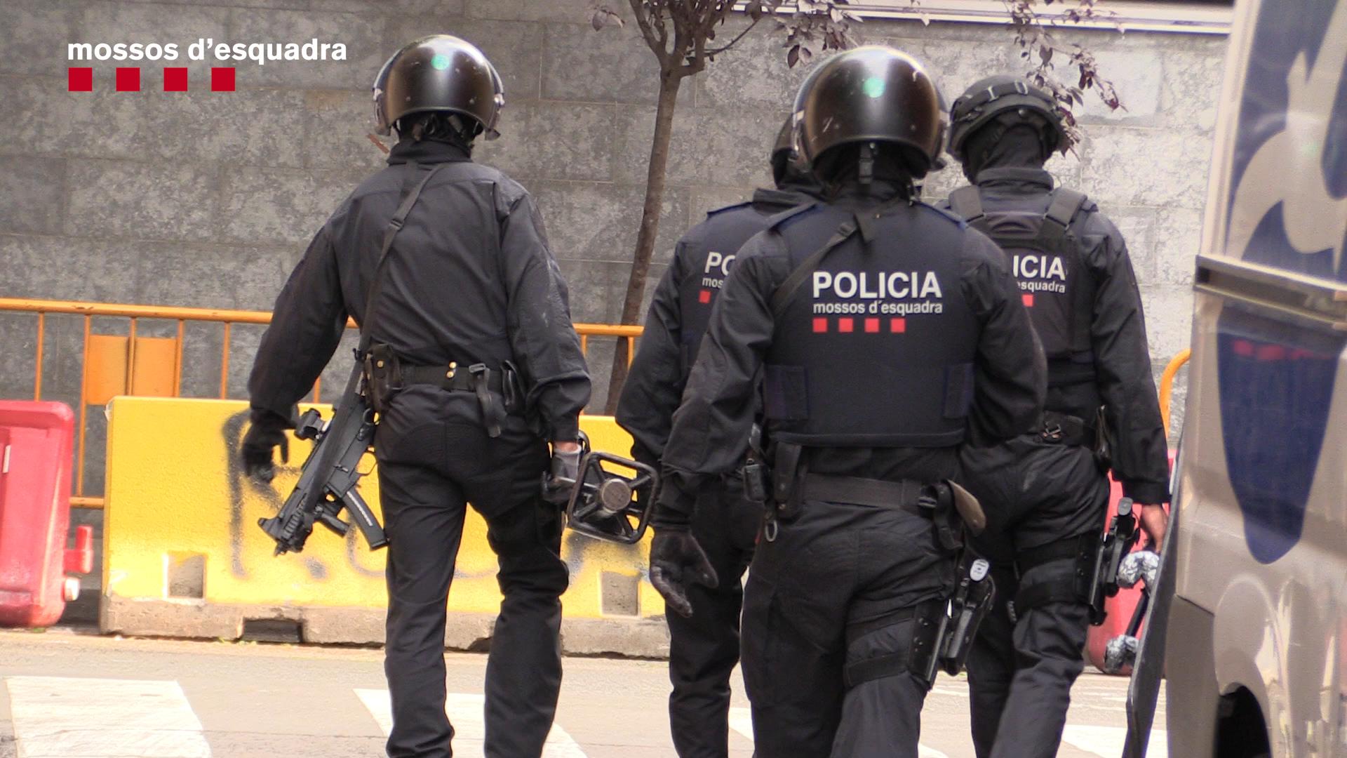 Mossos d'Esquadra en l'operació contra els lladres rellotgers a Barcelona / CME