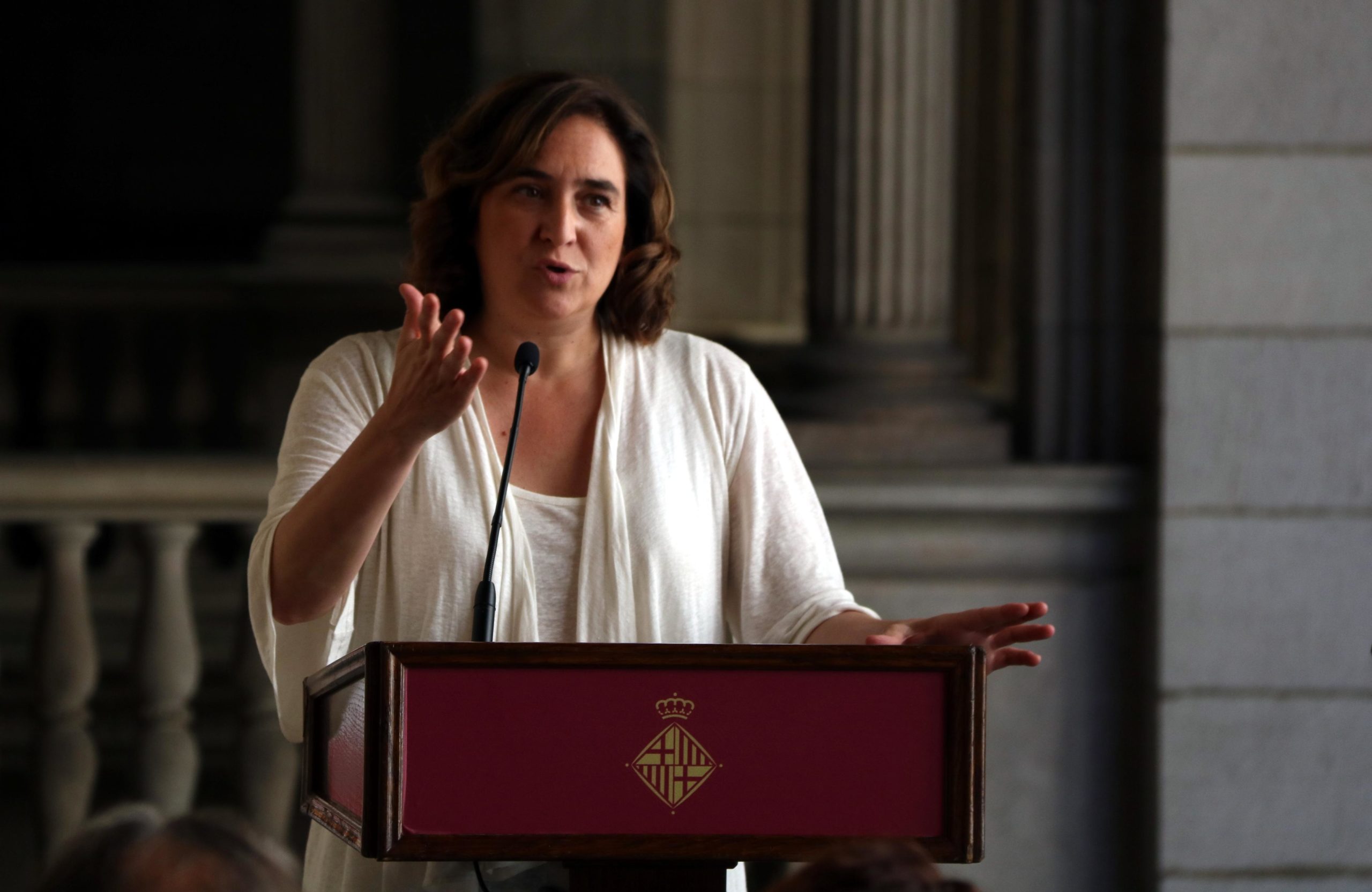 L'alcaldessa de Barcelona, Ada Colau, durant la presentació de l'acord de govern amb el PSC / ACN