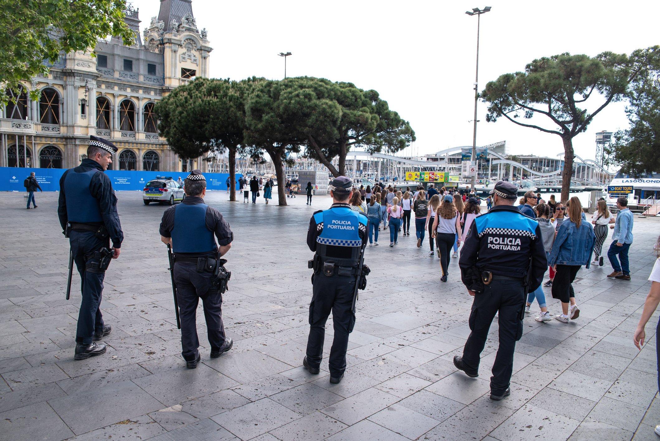 Dispositiu contra el top manta. | GUB