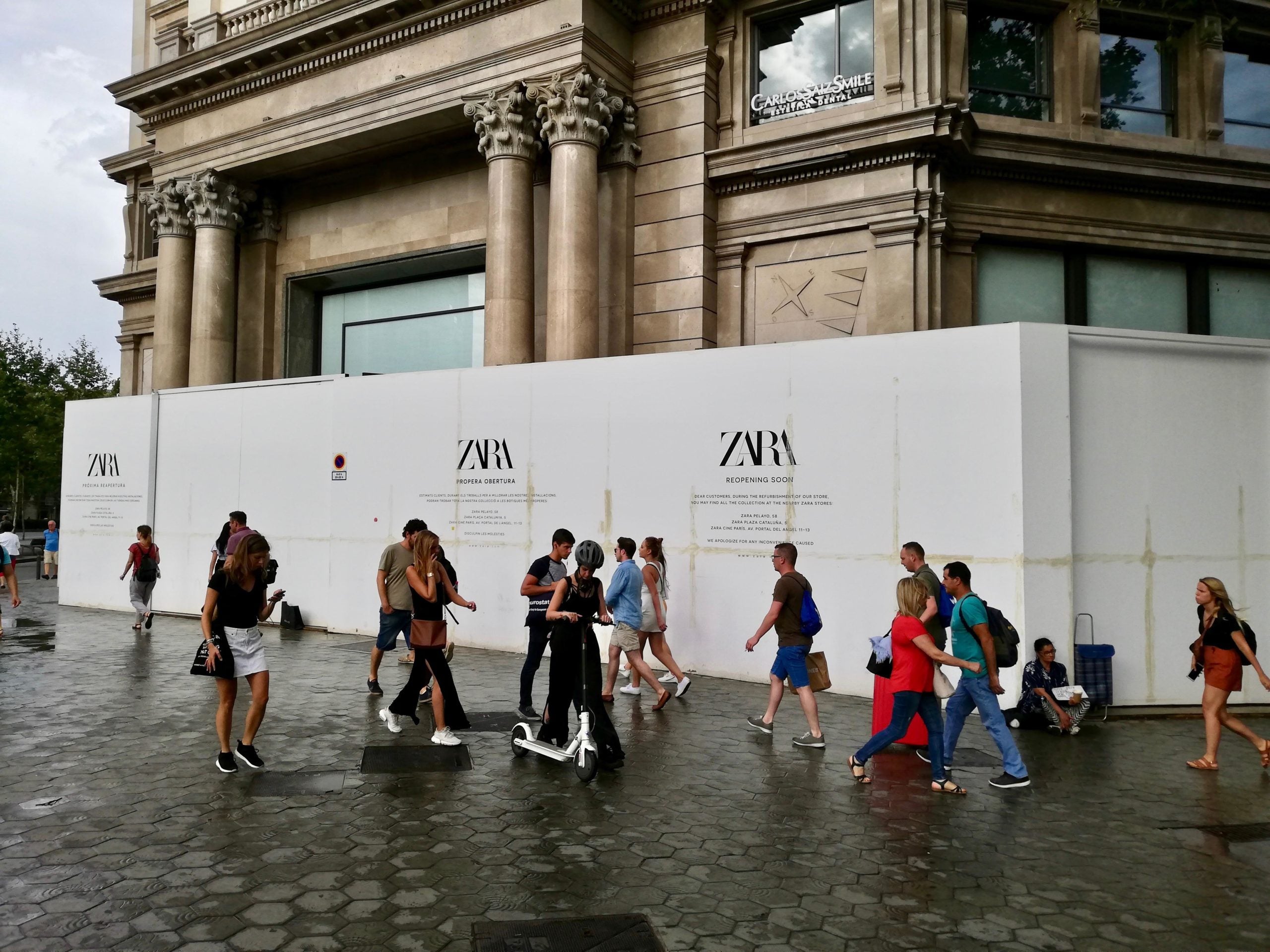 La botiga de Zara a Gran Via amb passeig de Gràcia estarà tancada sis mesos per reformes / XFDC