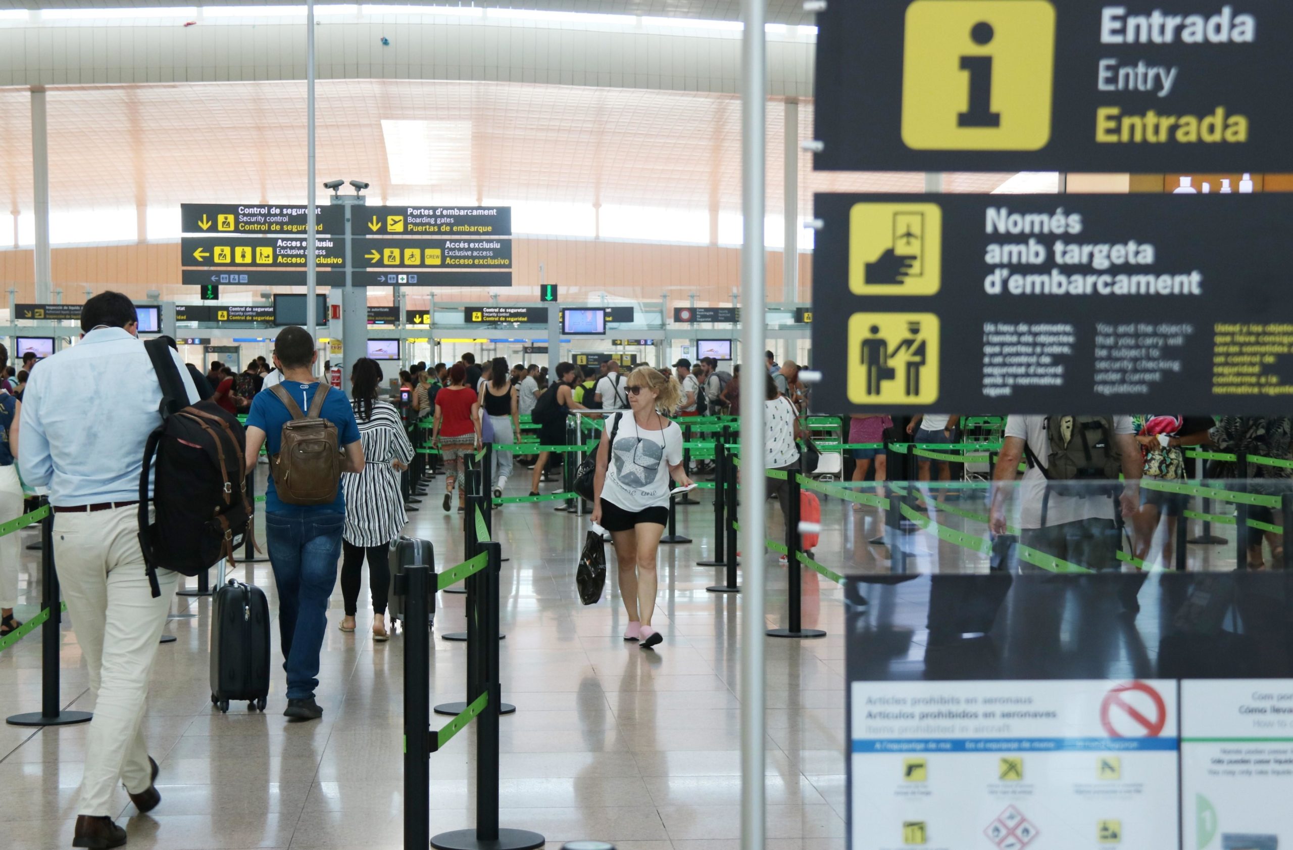 Imatge d'arxiu del vestíbul de l'aeroport de Barcelona / ACN 