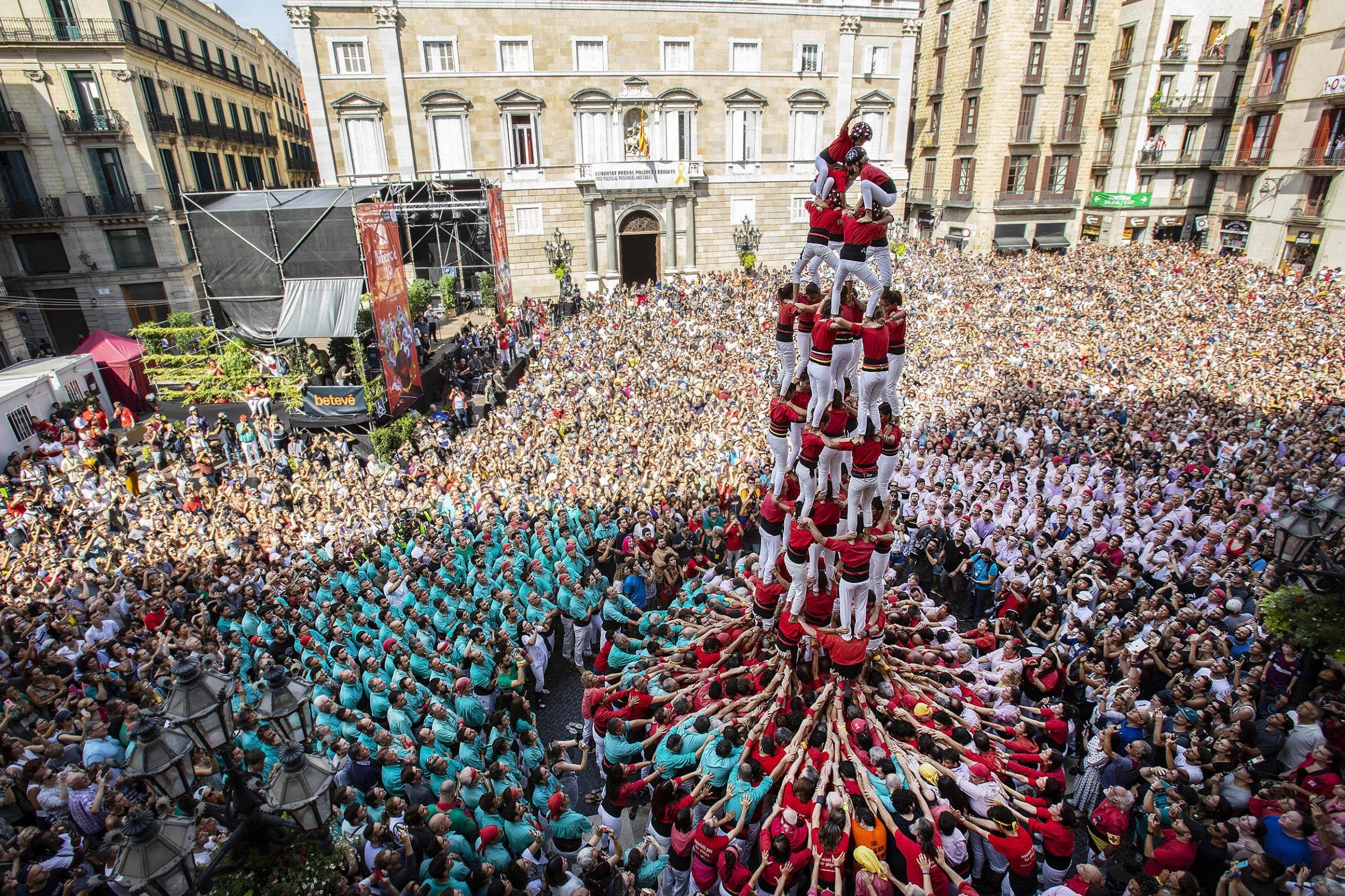 El 7 de 8 dels Castellers de Barcelona en la Dida Històrica de la Mercè / Jordi Play