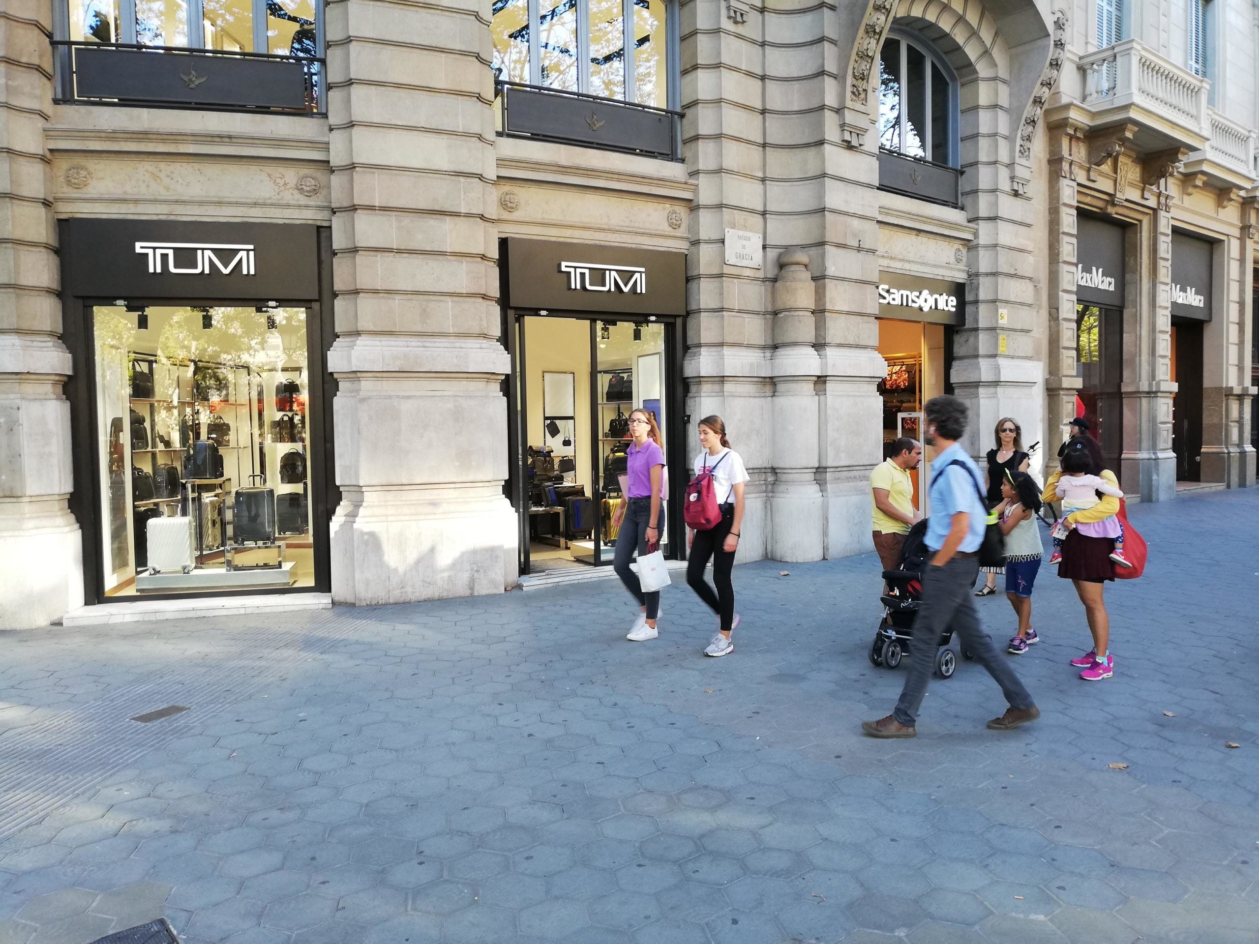 Un comerç del passeig de Gràcia / XFDC