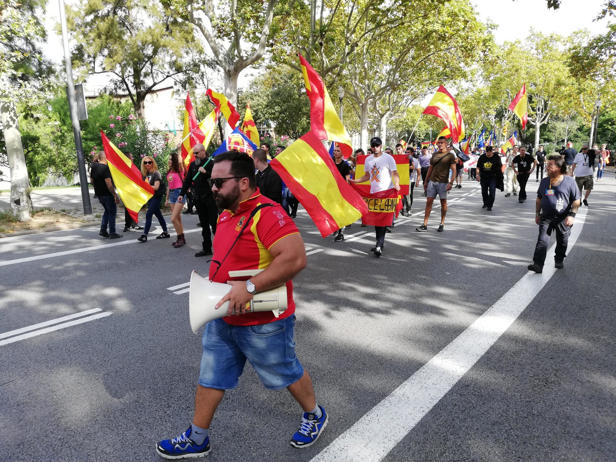 La capçalera de la manifestació ultra de Montjuïc, el 12-O / XFDC