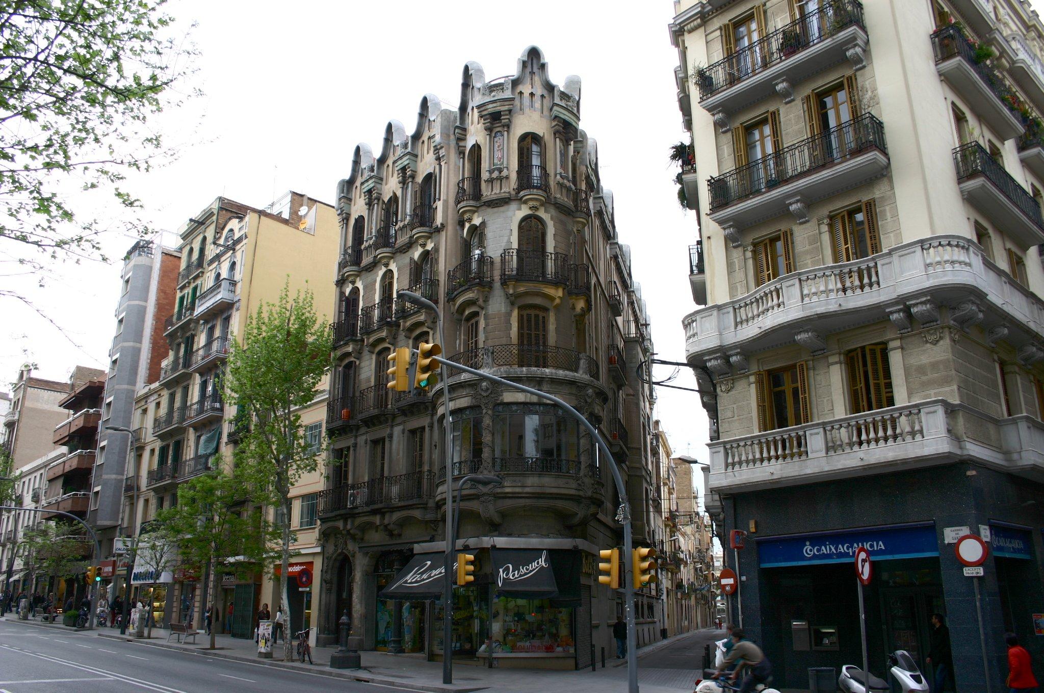 Carrer de Sants / Josep Panadero