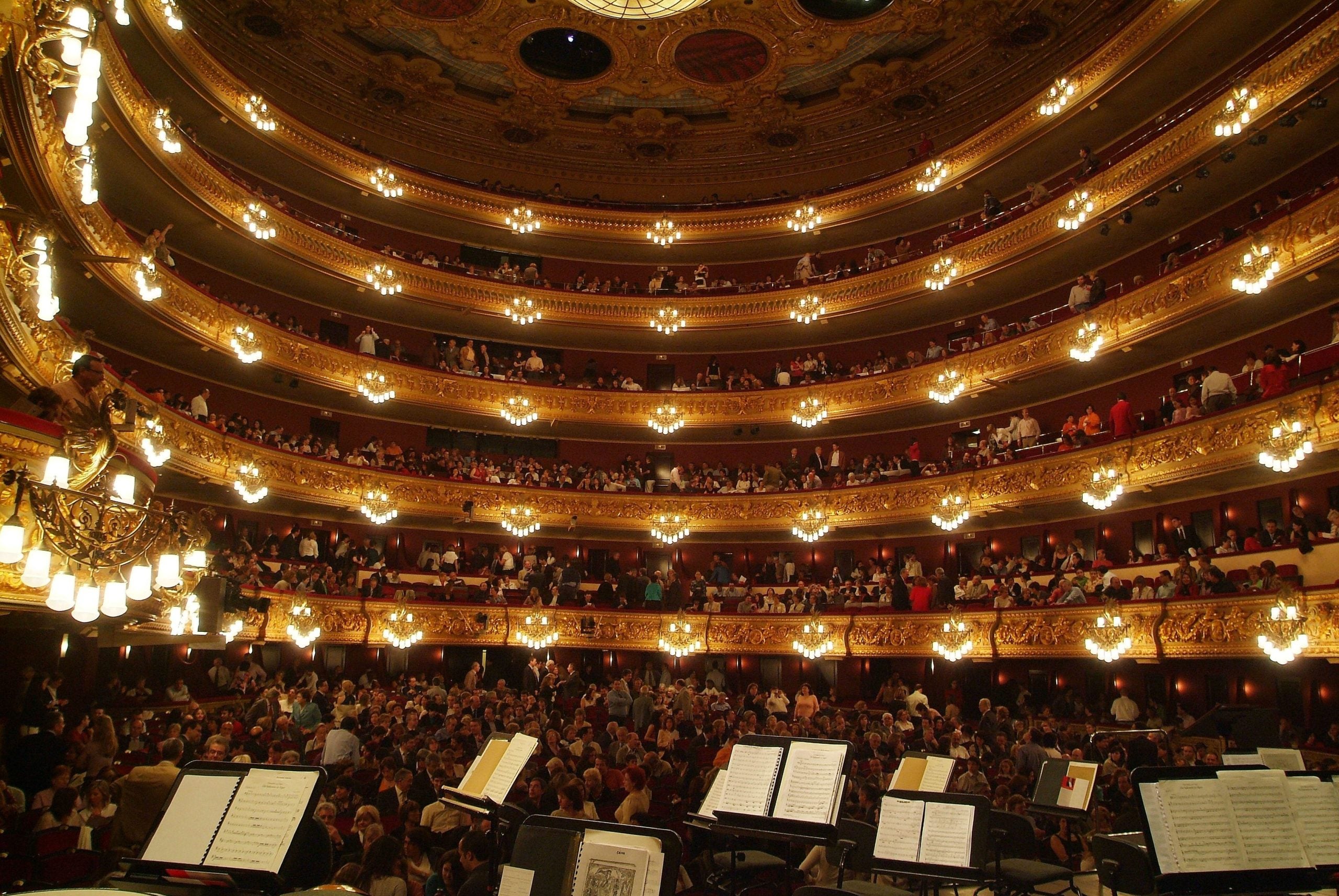 Interior del Gran Teatre del Liceu / Wikimedia - Josep Renalias