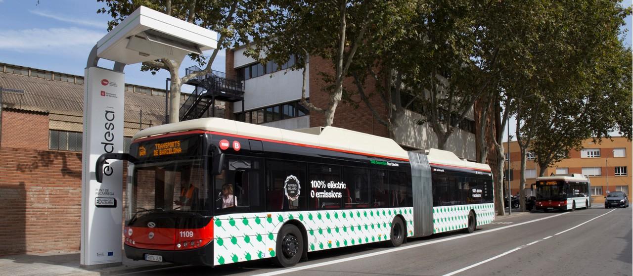 Punt de càrrega per a busos de TMB | Endesa