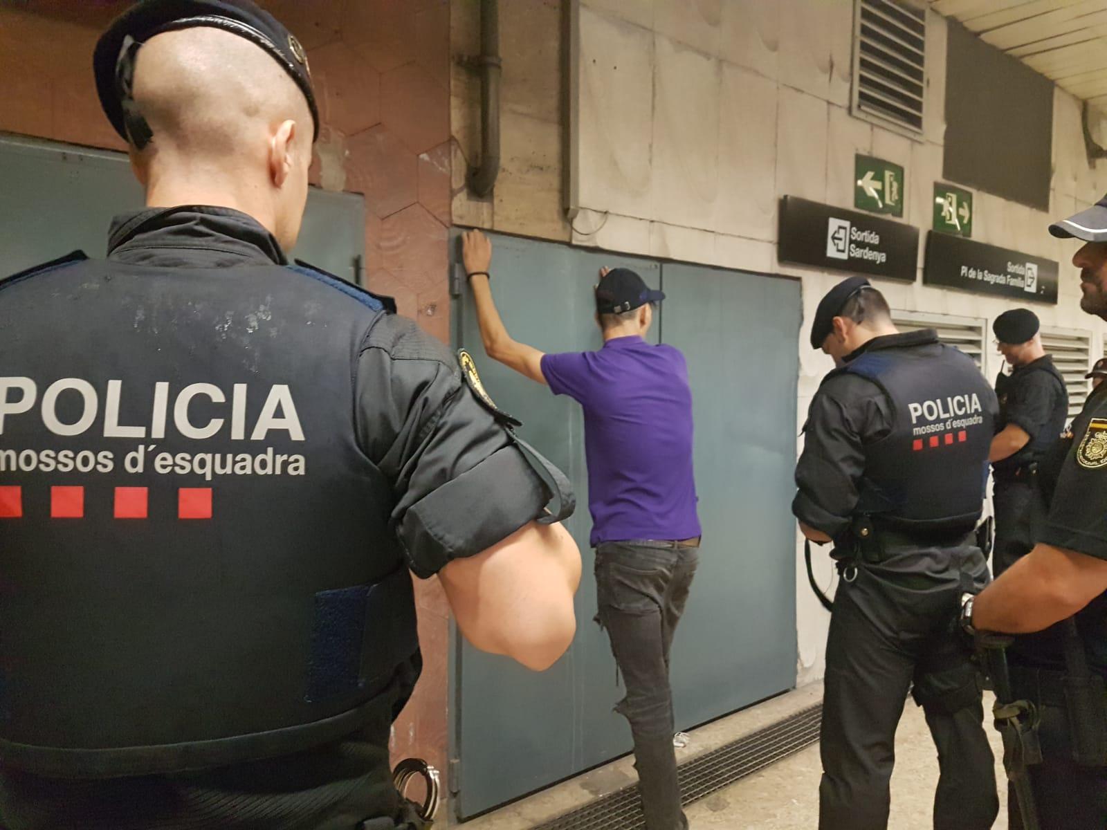 Batuda policial contra carteristes reincidents, en una imatge d'arxiu. | Mossos d'Esquadra