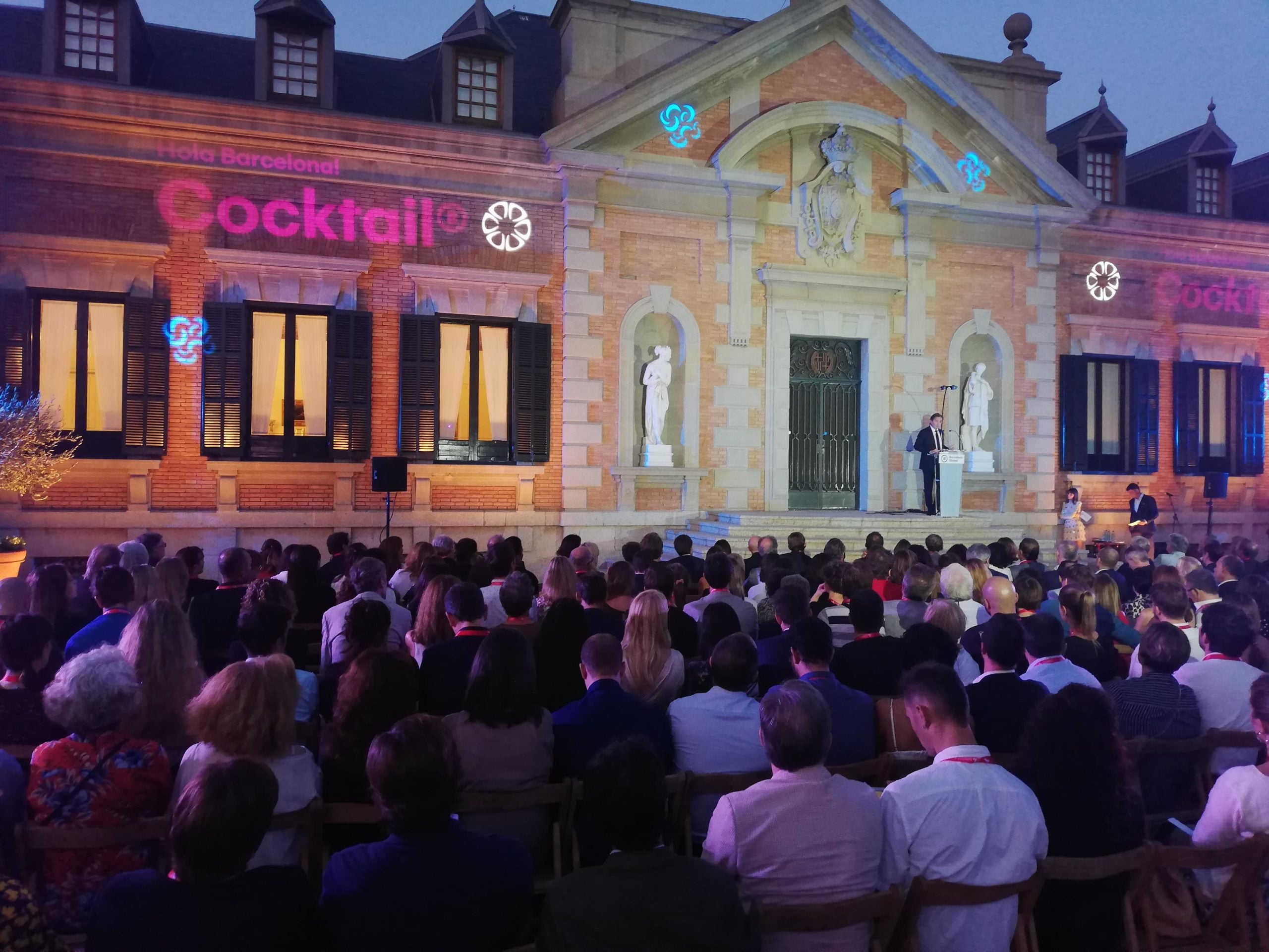 Professionals de tots els àmbits es troben a la festa anual de Barcelona Global 'Hola Barcelona!' / XFDC