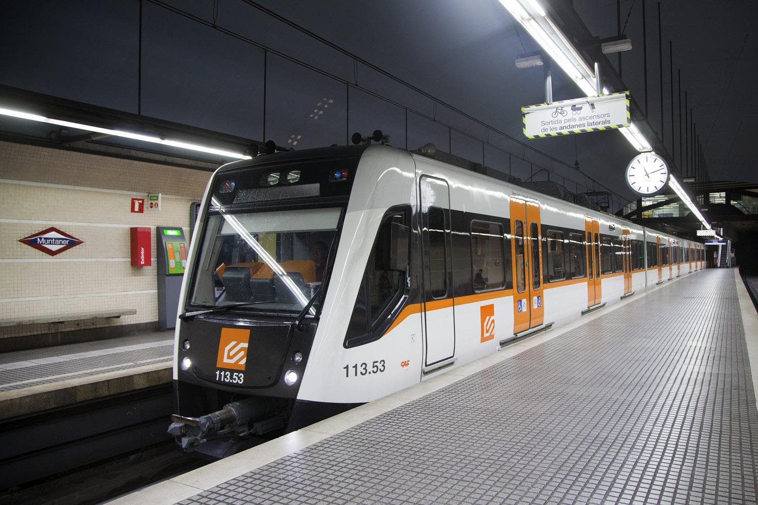 Estación de FGC de Muntaner, ubicada bajo la Via Augusta / FGC