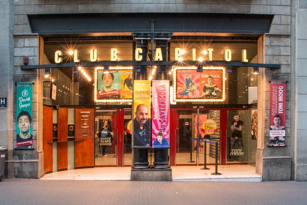 La façana del Club Capitol, un dels últims espais que ha dit adeu a