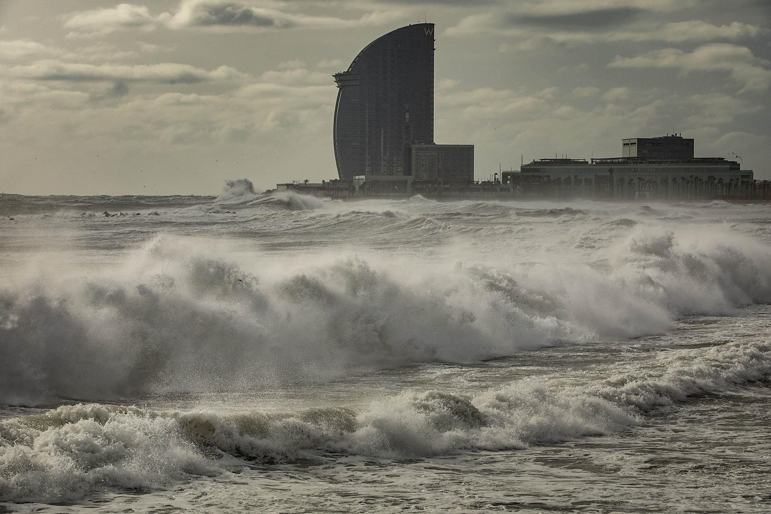 Imatge d'arxiu del temporal Glòria / Jordi Play