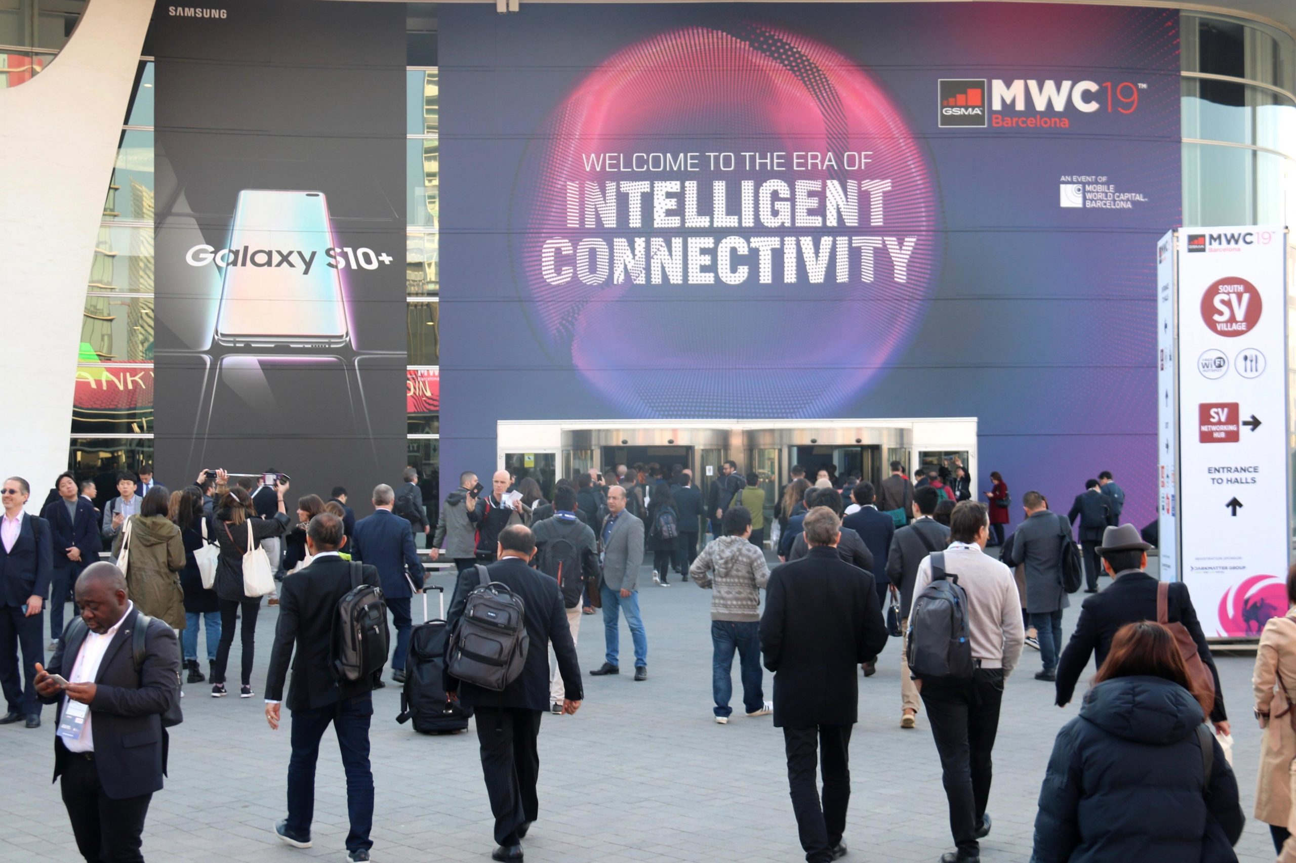 Públic accedint a una edició passada del Congrés del Mòbil / ACN