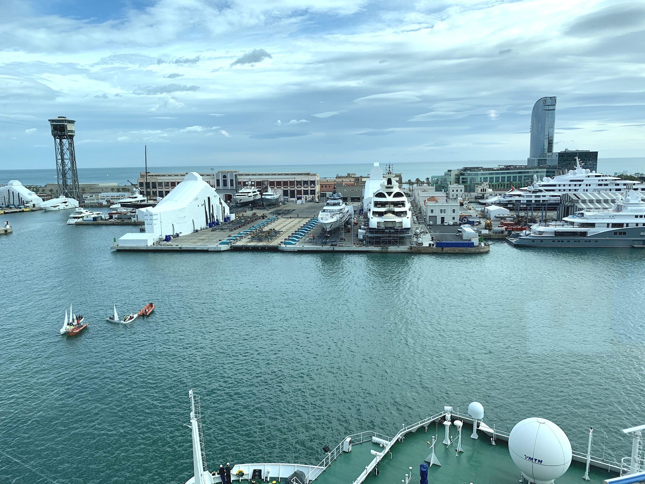 Vista d'un sector del Port de Barcelona, des del World Trade Center / S.B.