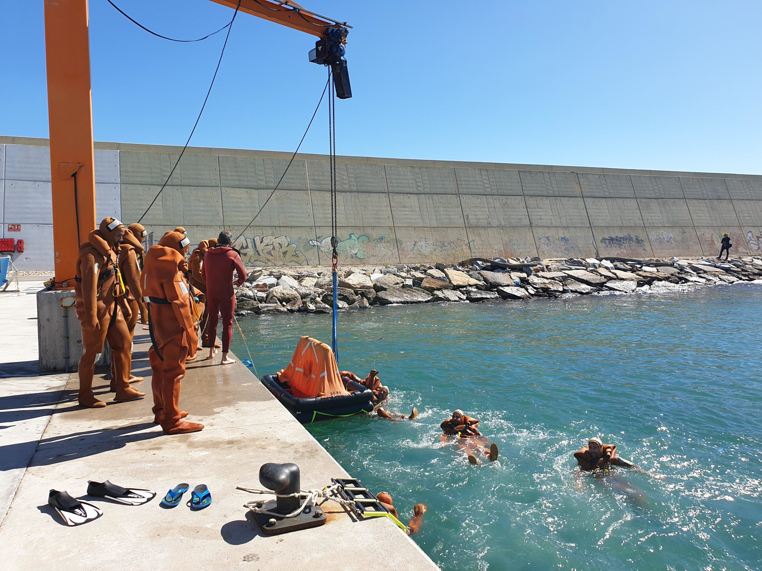 L'Espai Vela compta amb un pescant per hissar i arriar embarcacions / FNB 