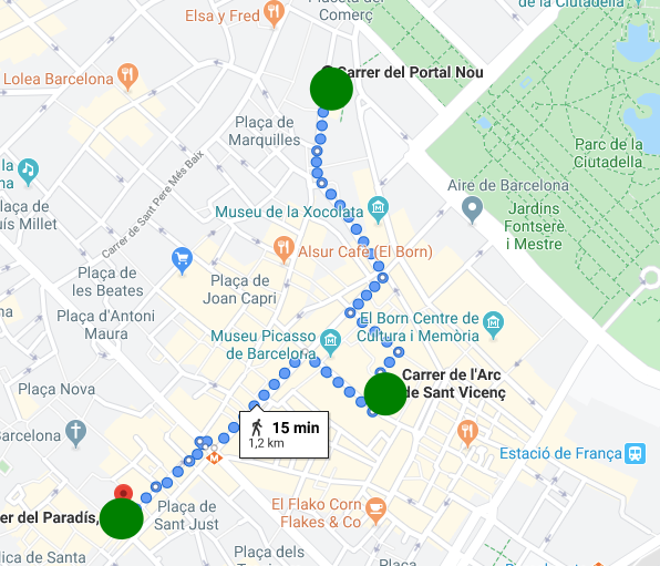 Els tres punts en què han succeït els fets, marcats en verd, i el recorregut que els separa / Google Maps