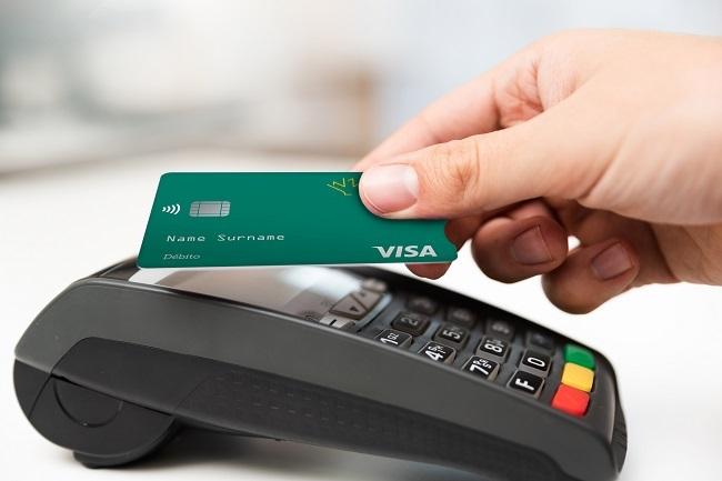 Un pagament amb targeta 'contactless' / Europa Press