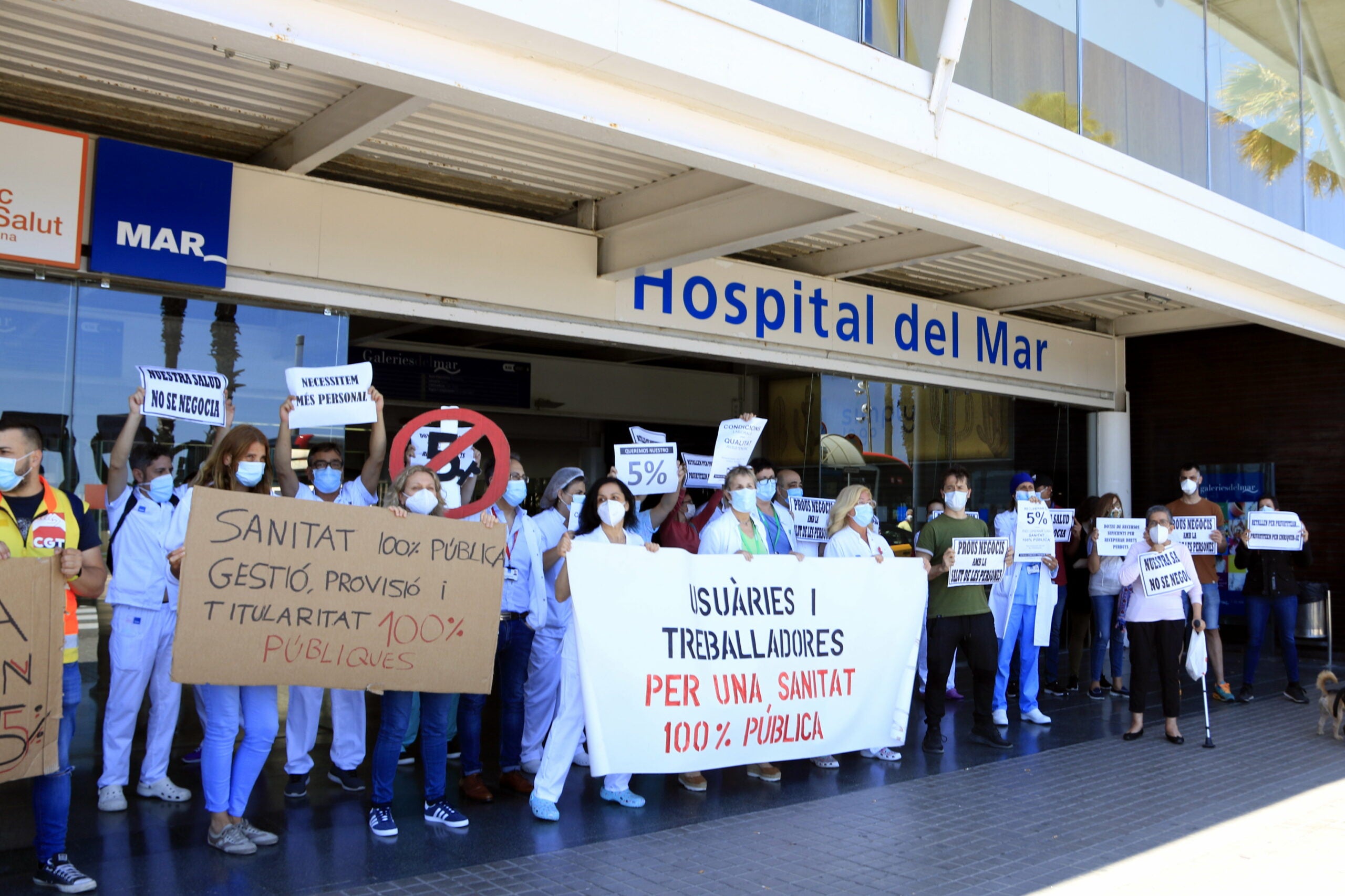 Protesta de Sanitàries en Lluita davant de l'Hospital del Mar / ACN