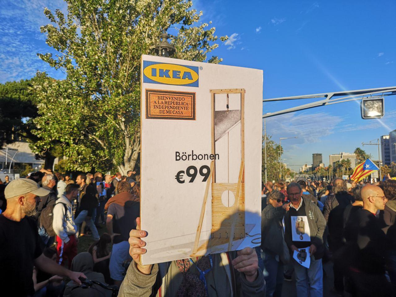 Guillotina Börbonen, d'Ikea / D.C.