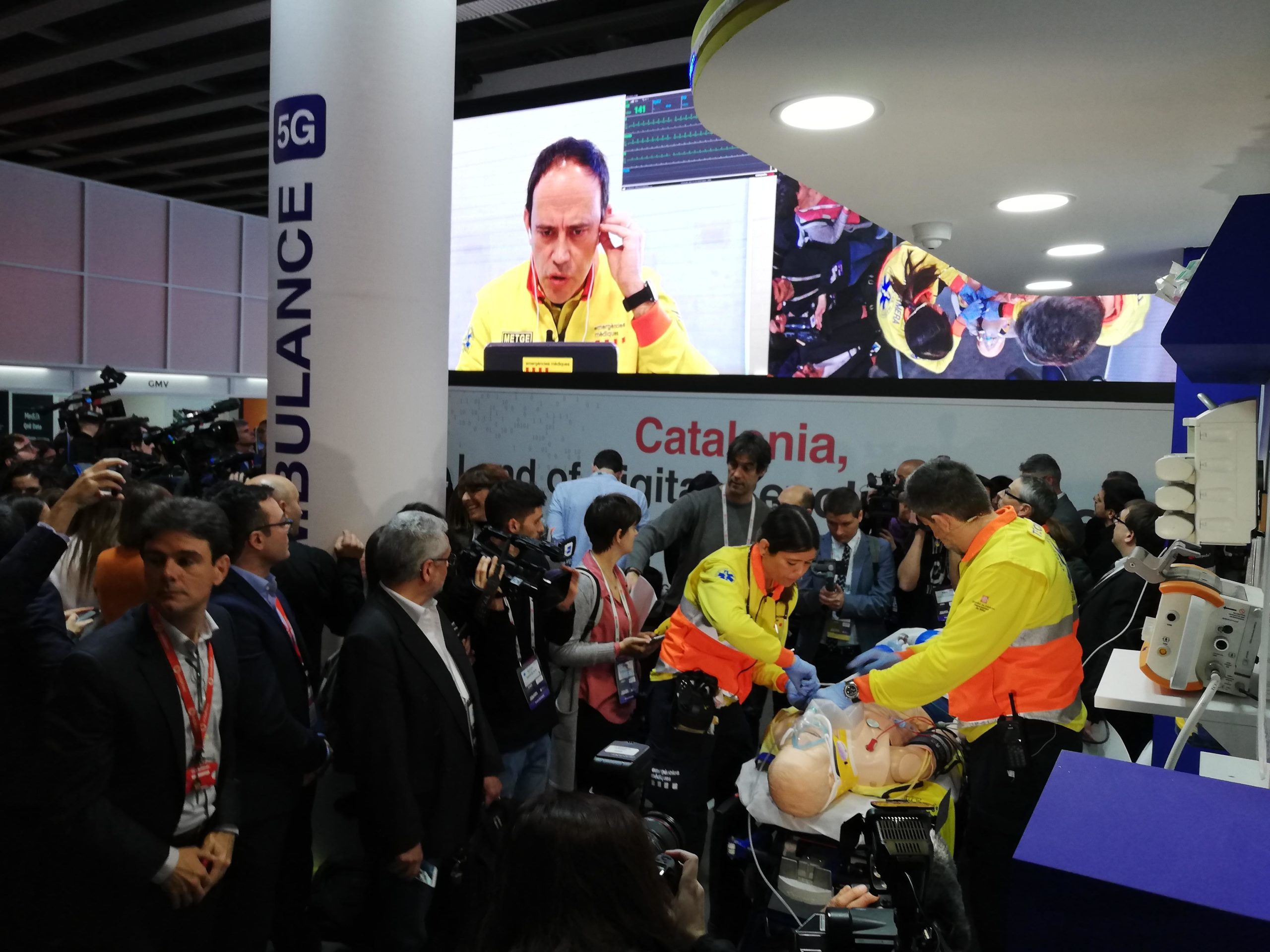 Demostraci&oacute; d'una ambul&agrave;ncia amb 5G al MWC del 2019 / XFDC