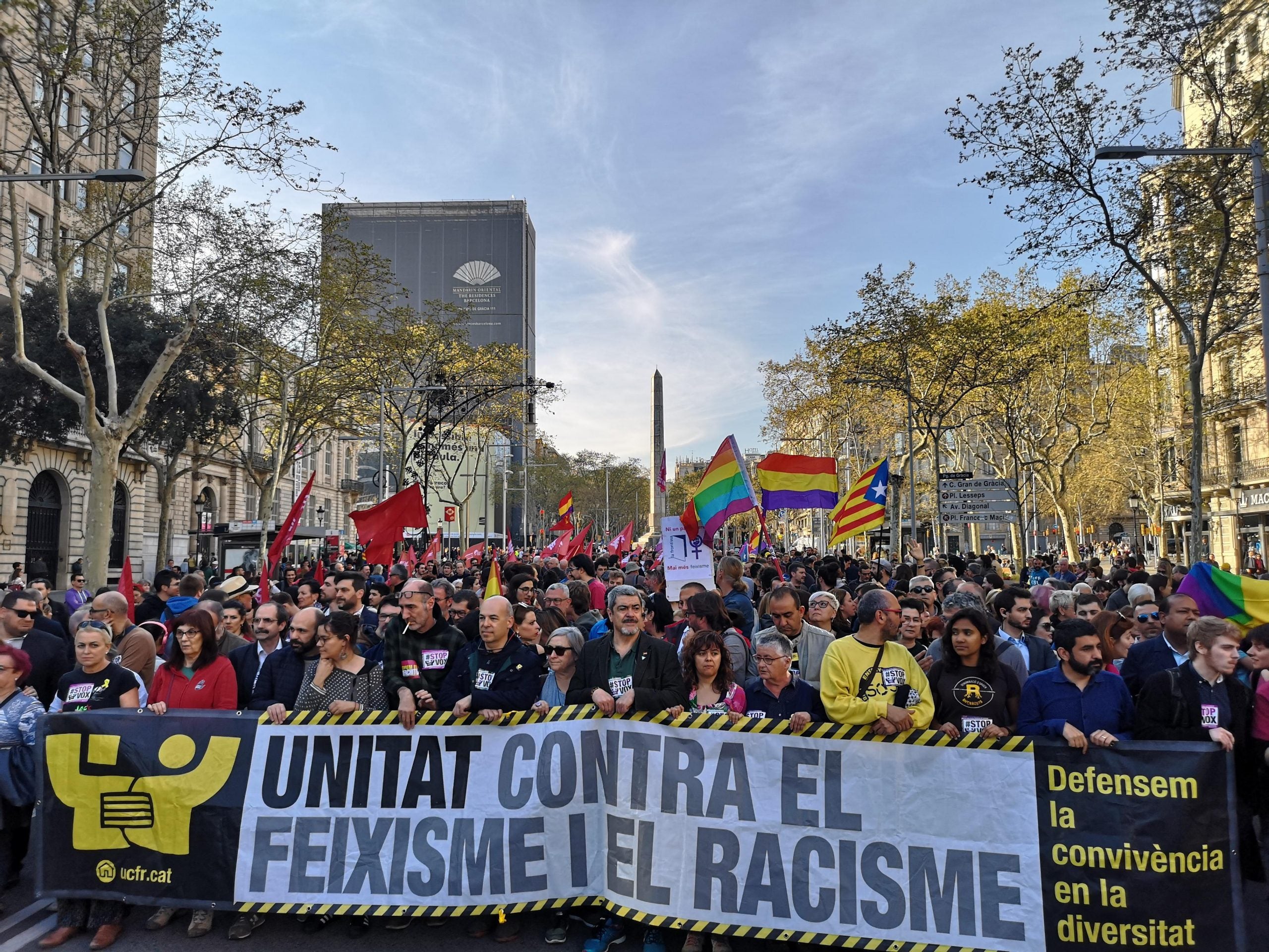 Capçalera d'una manifestació contra el racisme i Vox / D.C.