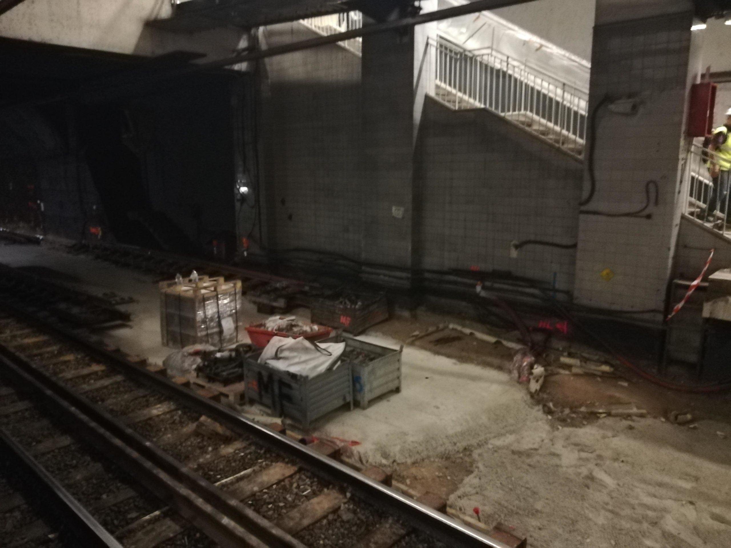 Una via en obres aquest estiu a la L1. | Adrià Lizanda Una via en obres aquest estiu a la L1. | Adrià Lizanda