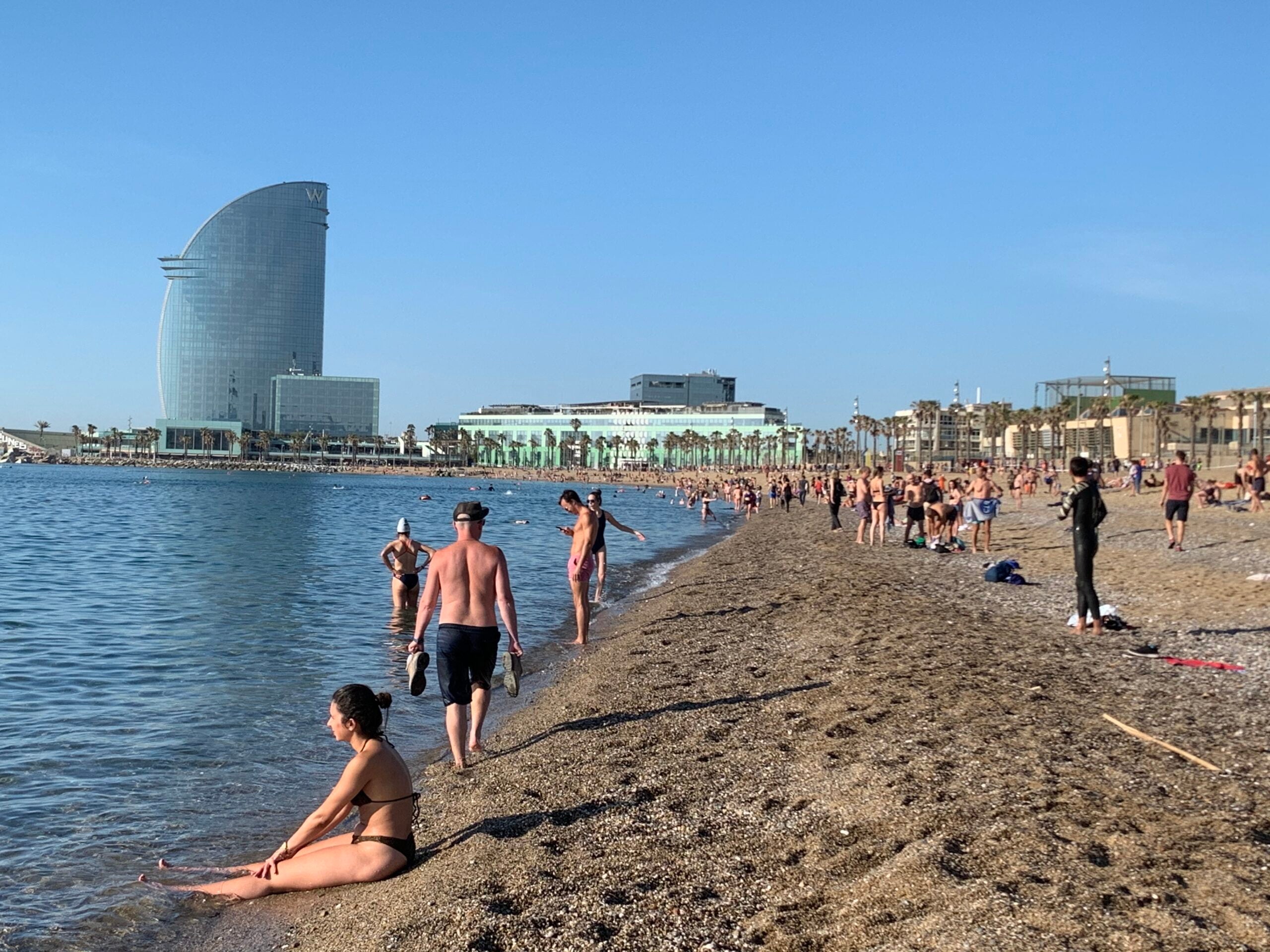 La plaja de Sant Sebastià de Barcelona, el 23 de maig / S.B.La plaja de Sant Sebastià de Barcelona, el 23 de maig / S.B.