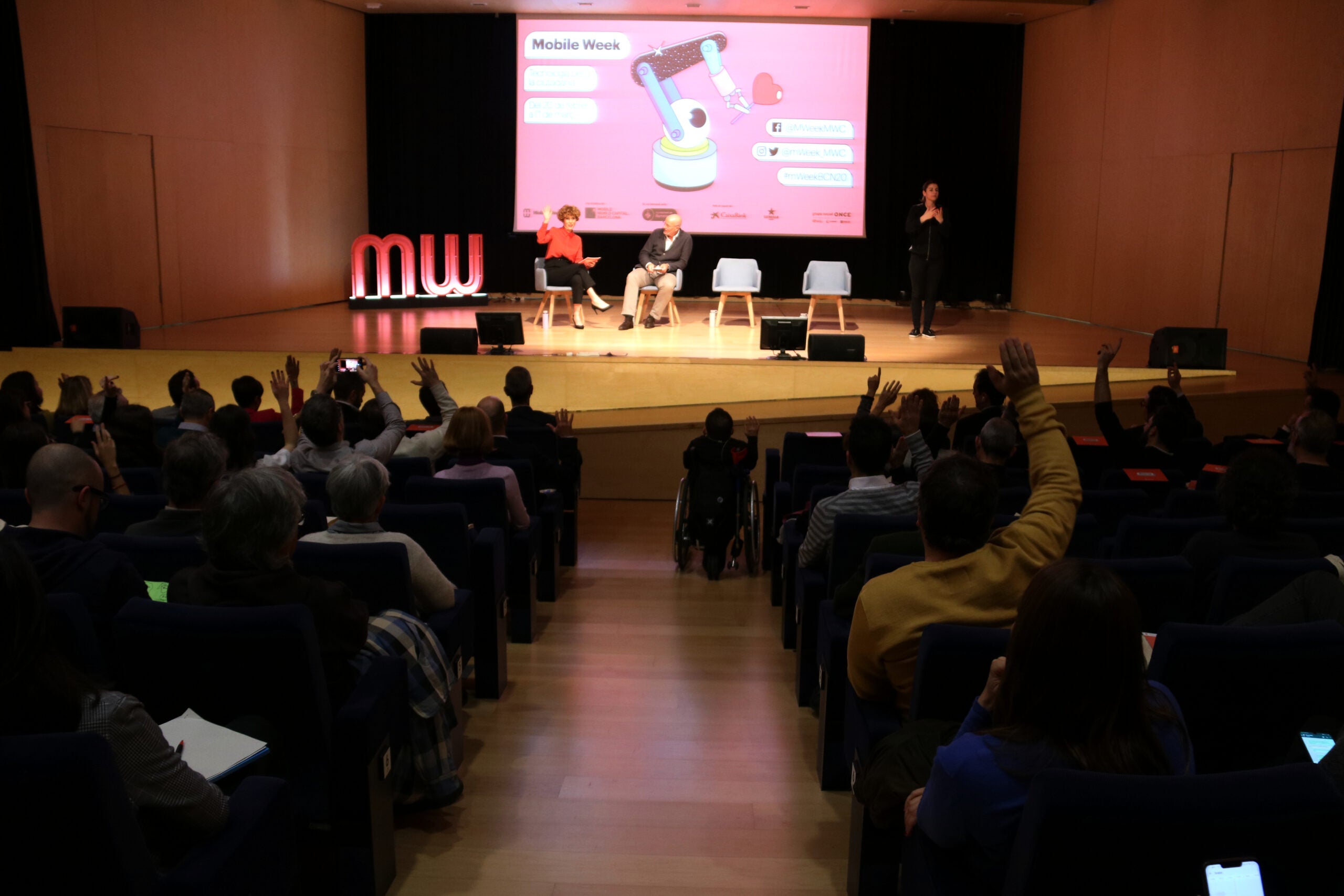 Pla general de la sessió d'inauguració de la Mobile World Week Barcelona 2020. Imatge del 20 de febrer de 2020 / ACN