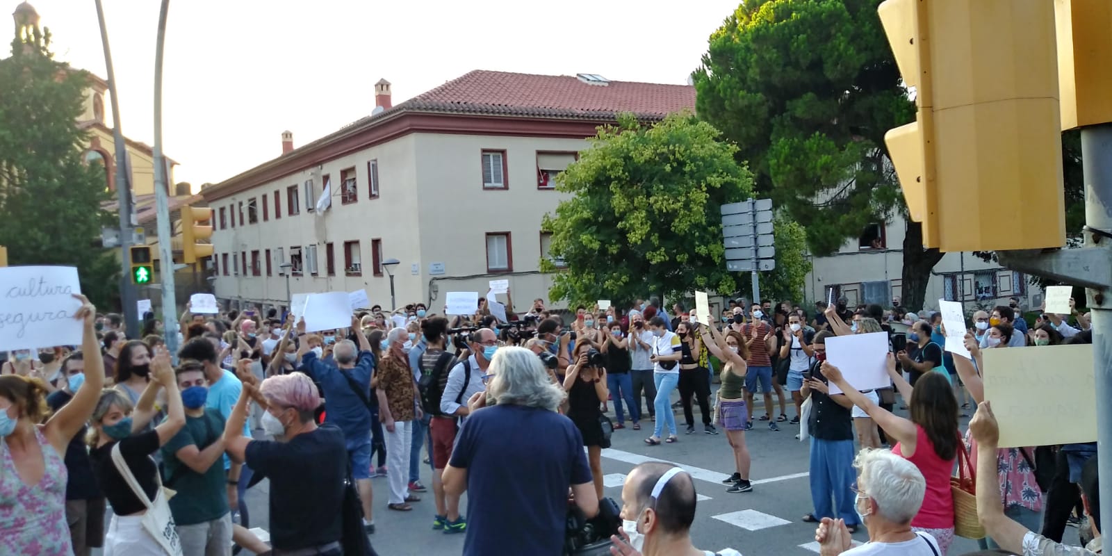 Protesta del món de la cultura i les arts escèniques contra l'intent de cancel·lar els festivals d'estiu per la Covid-19 / Cedida