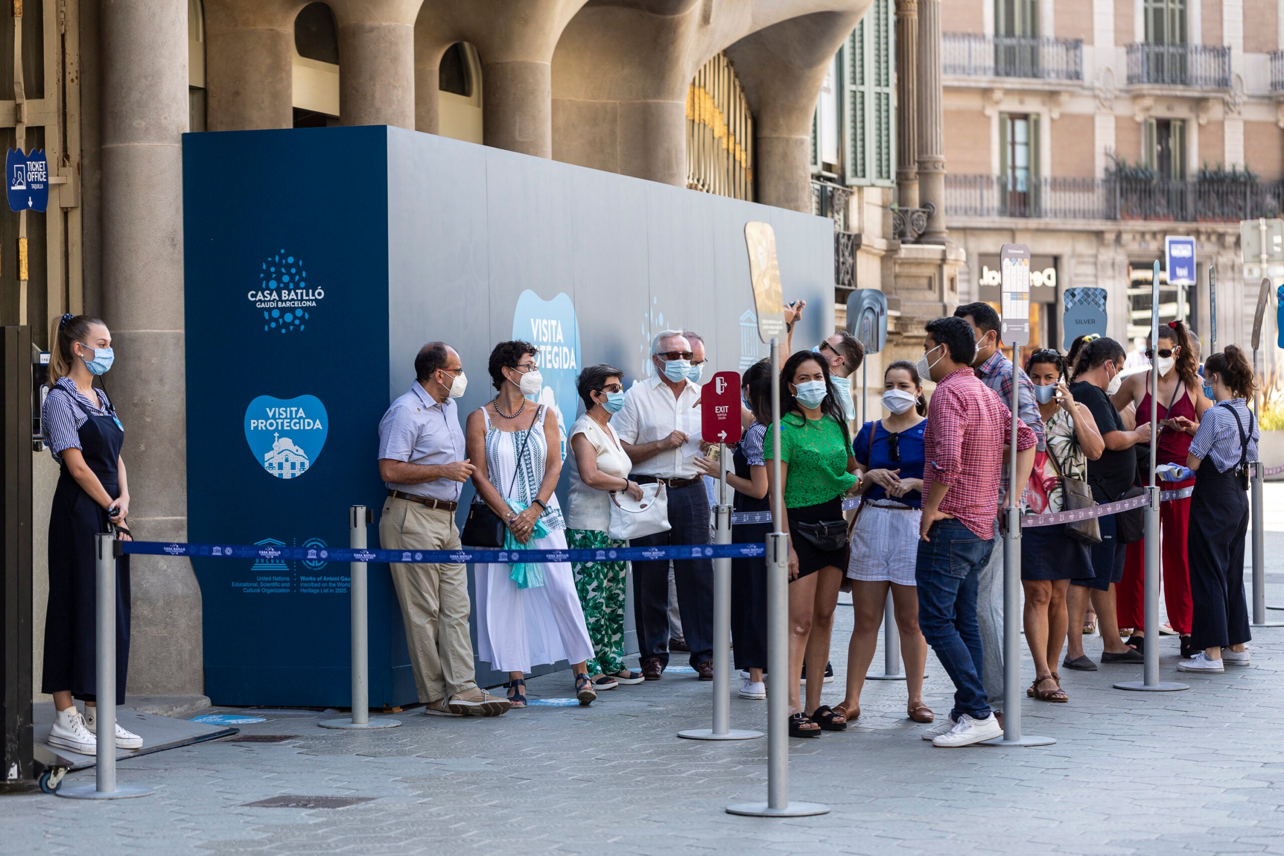 Cua per entrar a la Casa Batlló, el juliol de 2020 / Mireia Comas