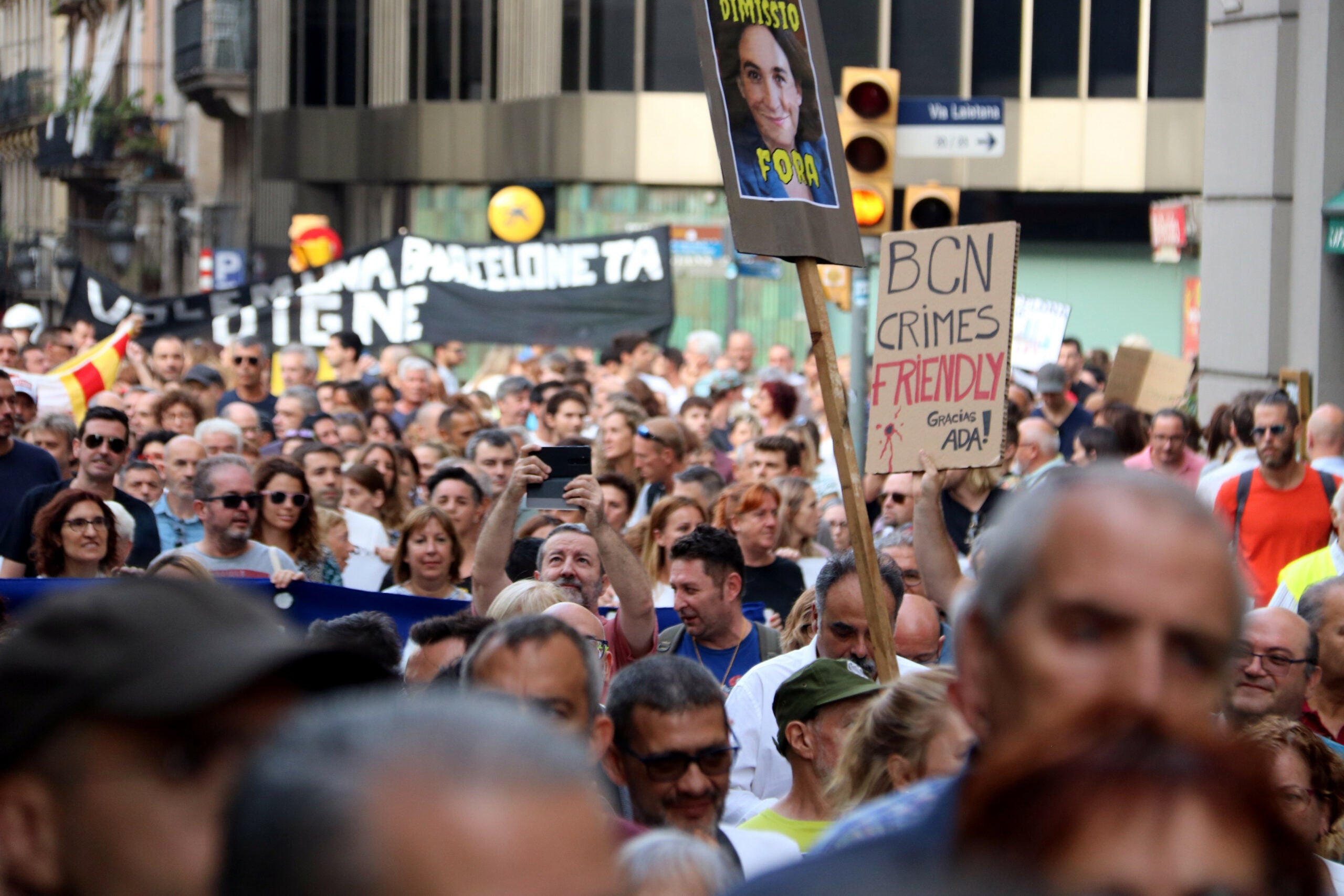 Manifestació de 'Tsunami Veïnal pel centre de Barcelona, el setembre del 2019 / ACN - Estefania Escolà