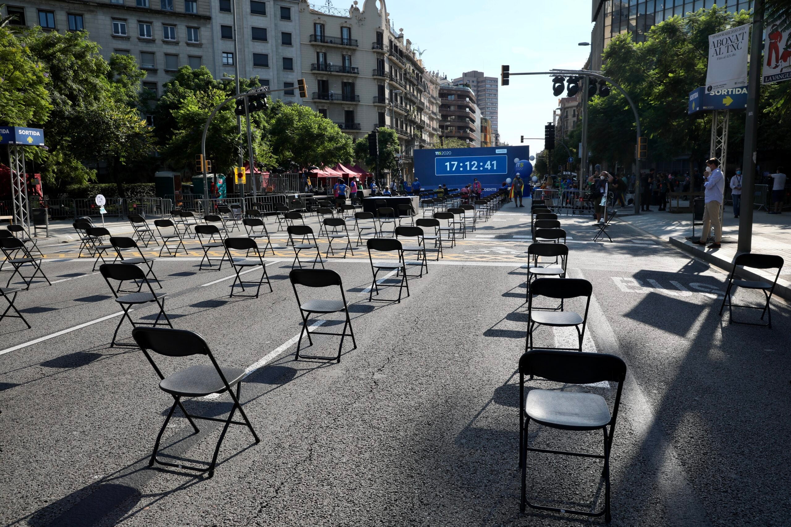 Els actes de la Diada han mantingut les mesures higièniques / Jordi Borràs