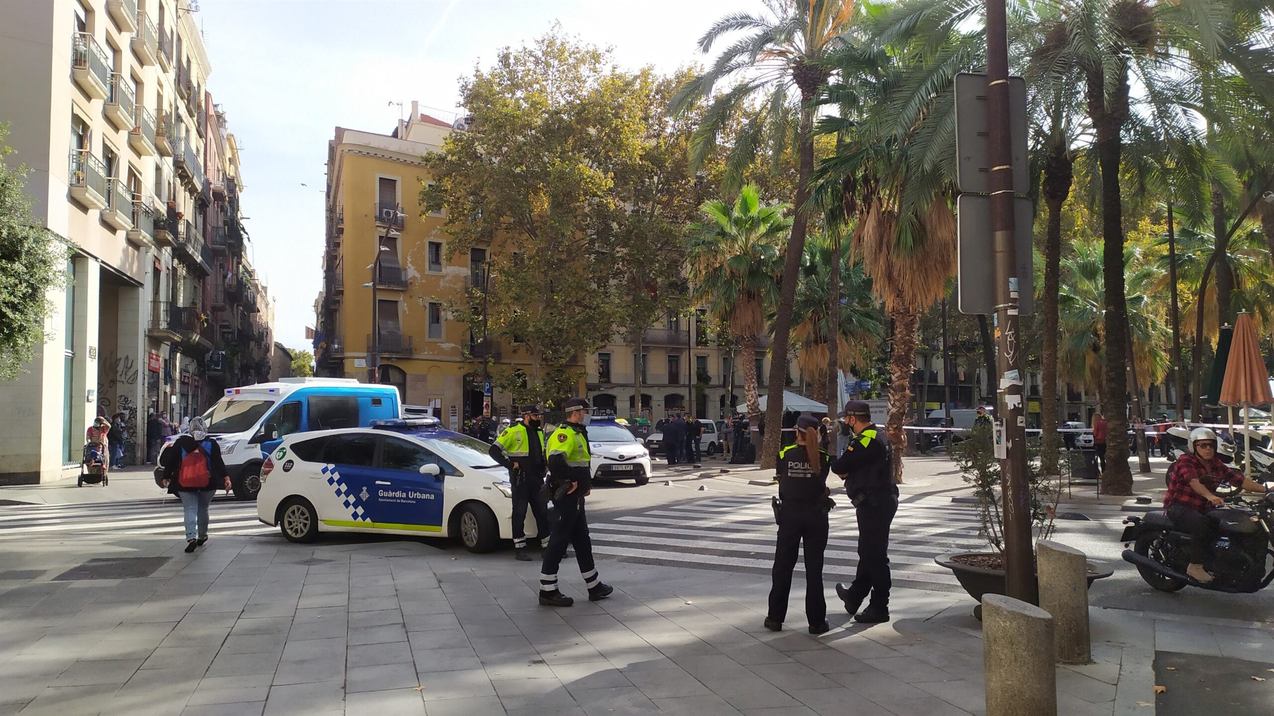 Agents de policia a la Rambla del Raval / Europa Press